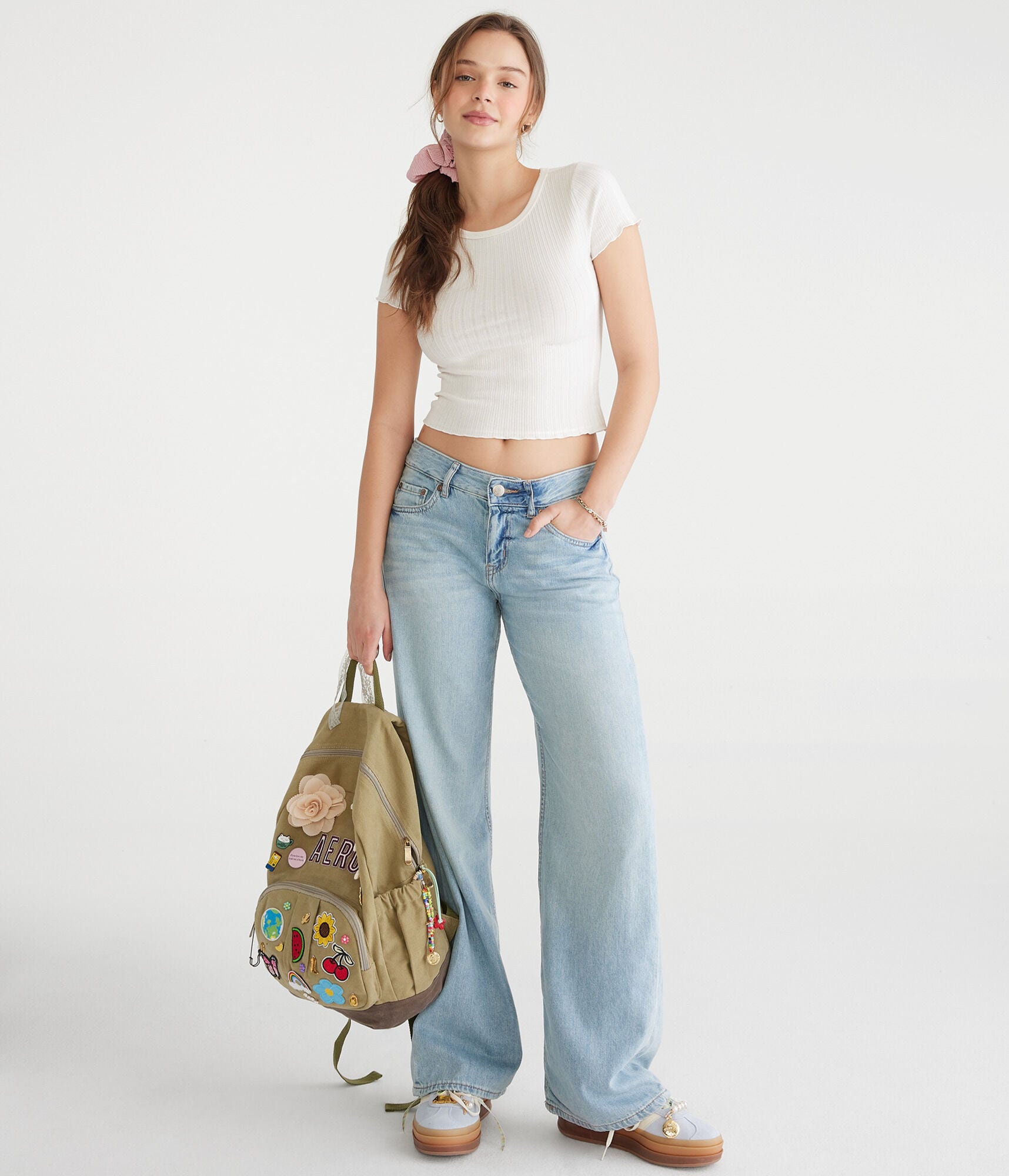 Low-Rise Baggy Wide Leg Jean