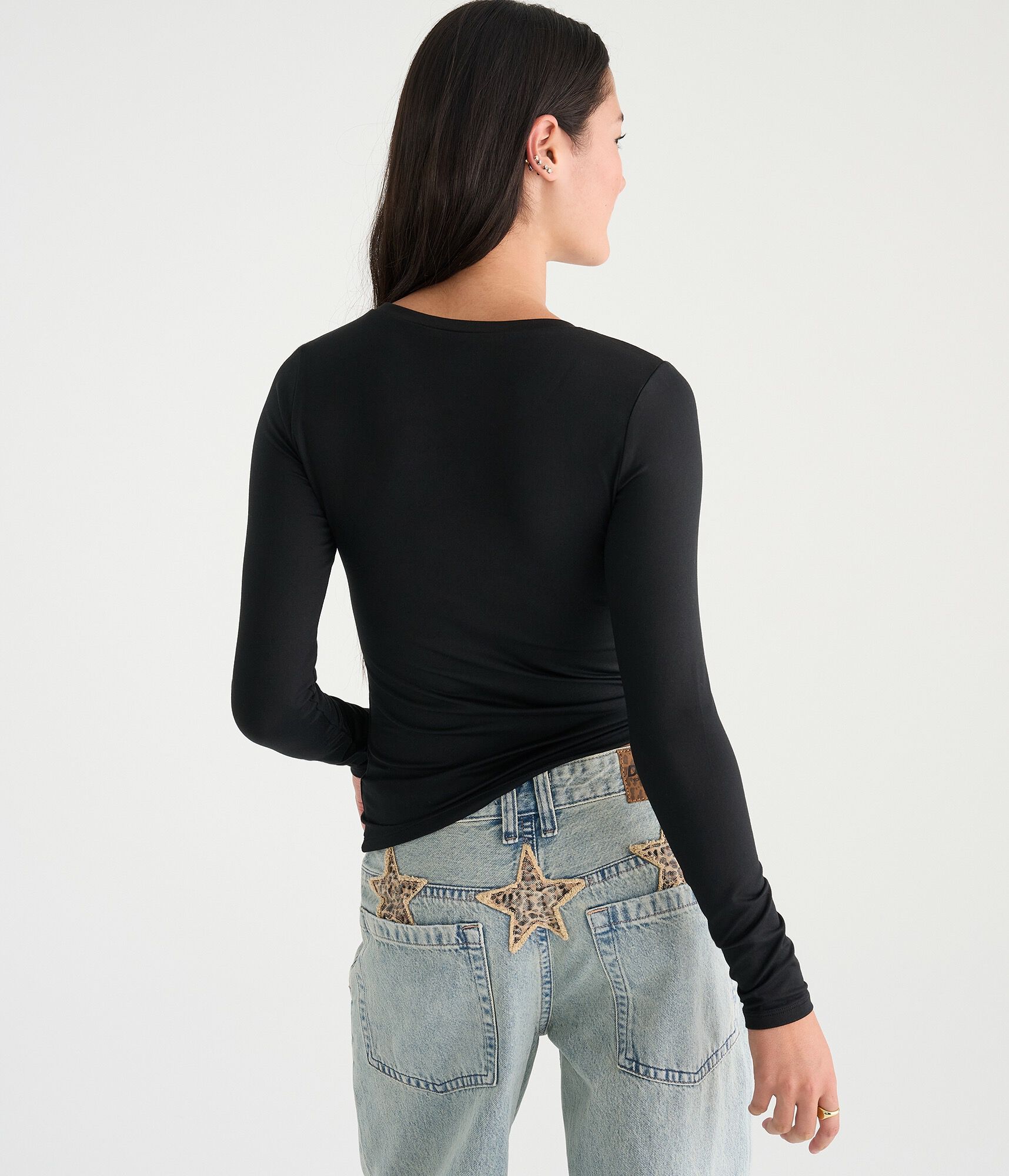 D&eacute;j&agrave; For Aero Long Sleeve Buttery Soft Crew Tee