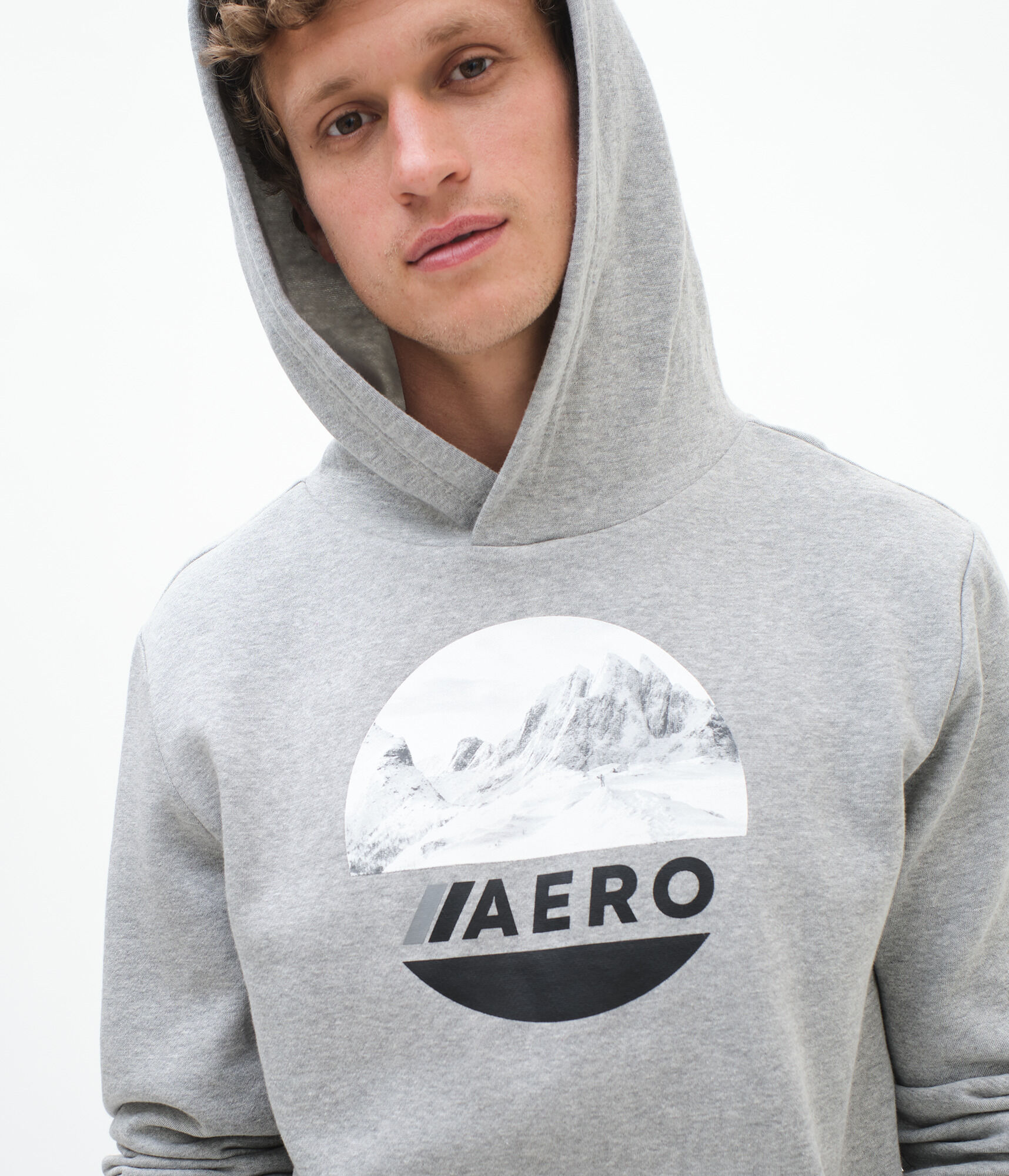 Aero Circle Mountain Pullover Hoodie