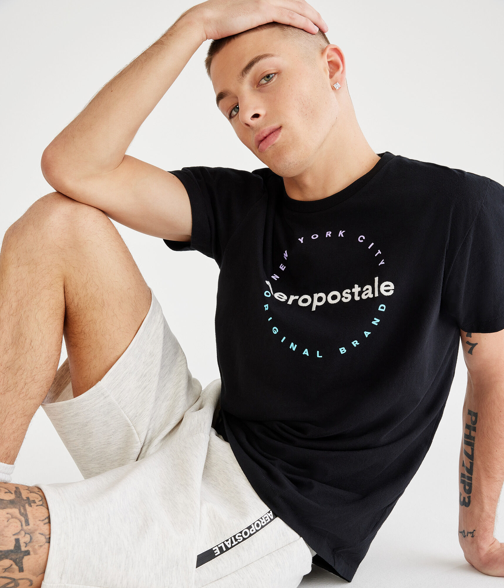 Aeropostale Multicolor Circle Graphic Tee