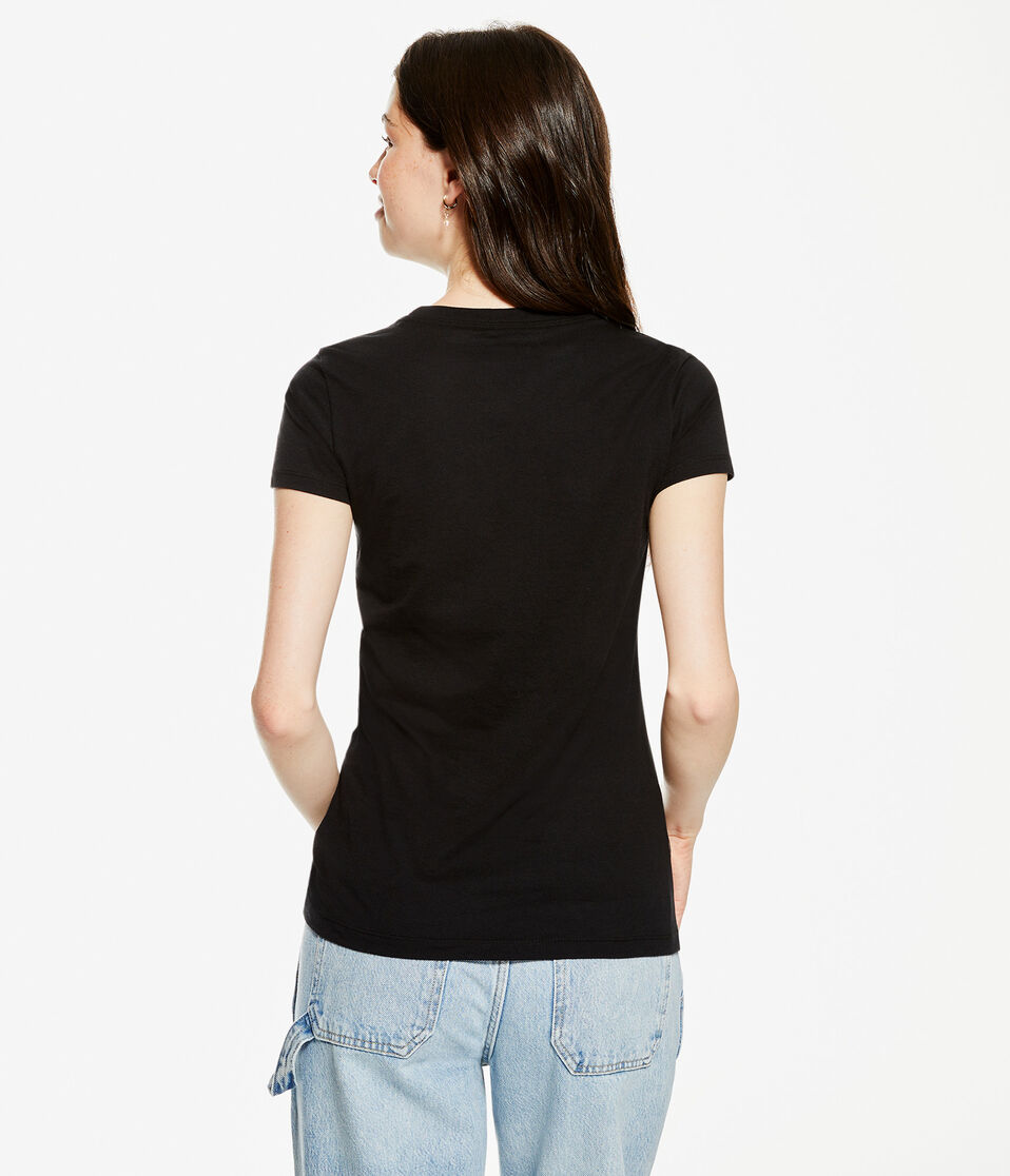 Spread Love Graphic Tee