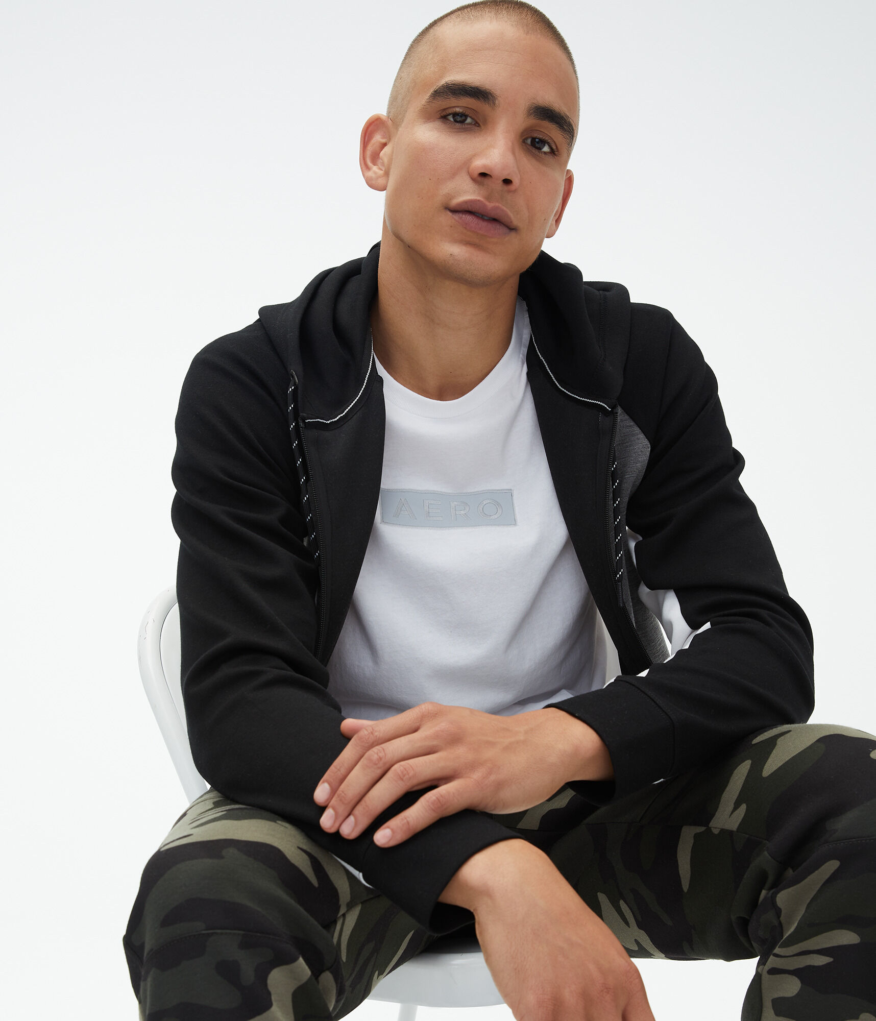 Aero Box Logo Appliqu&eacute; Graphic Tee