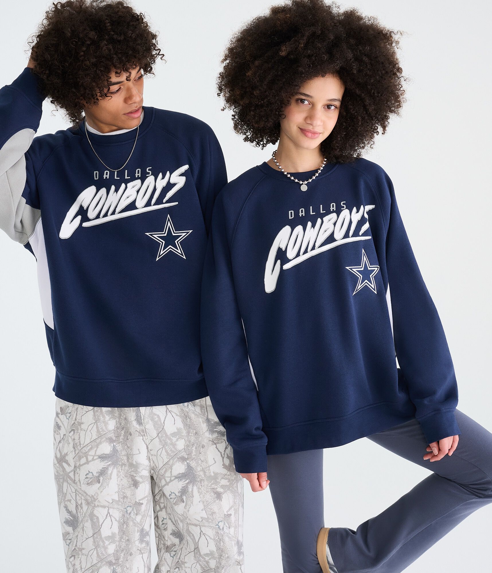 Dallas Cowboys Colorblock Crew Sweatshirt