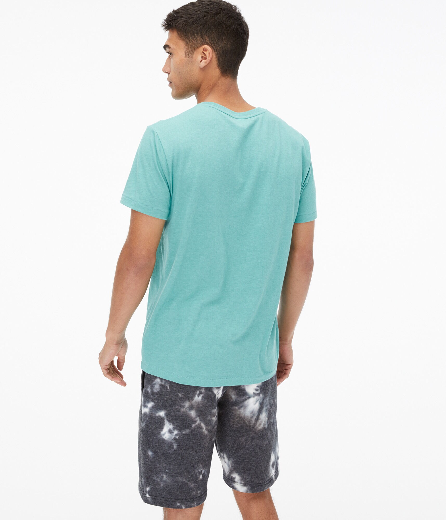 Aero 87 Box Logo Appliqu&eacute; Graphic Tee