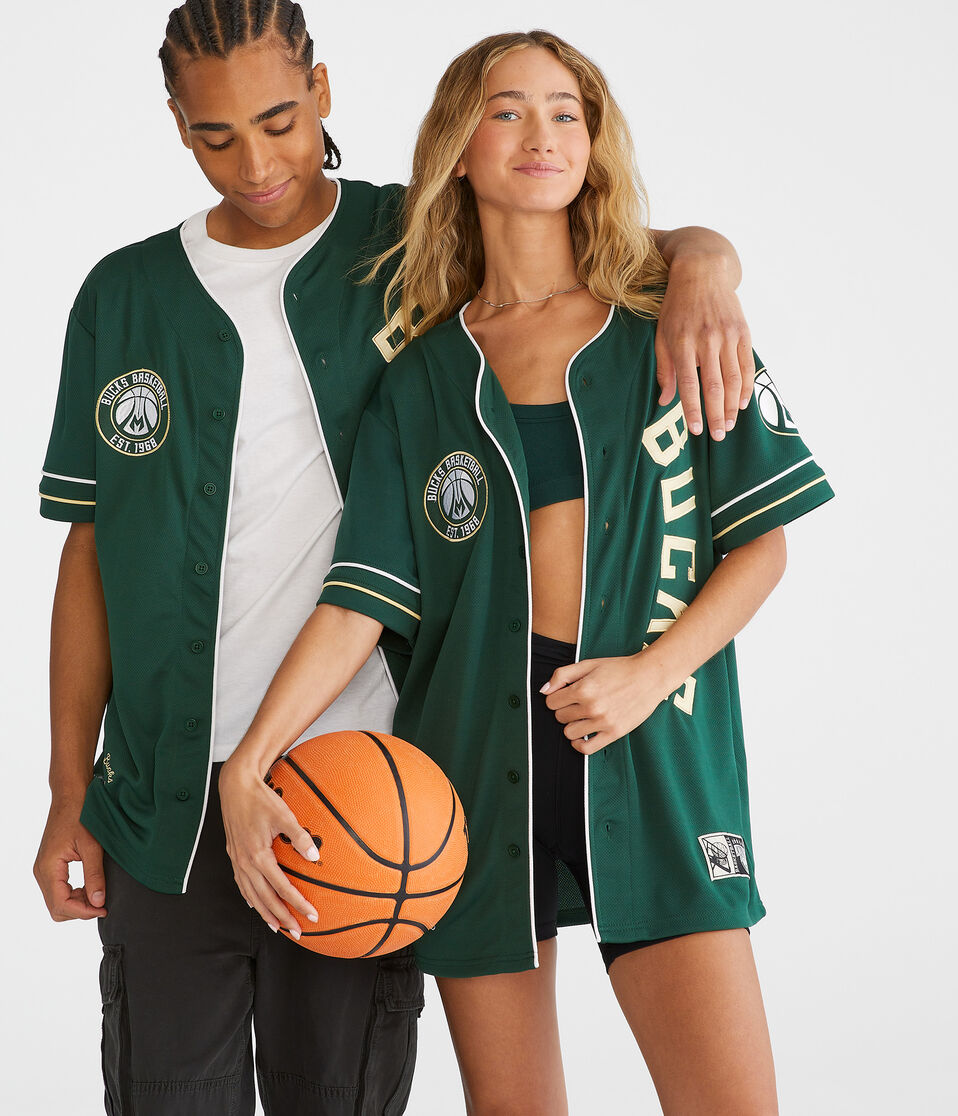 Milwaukee Bucks Top