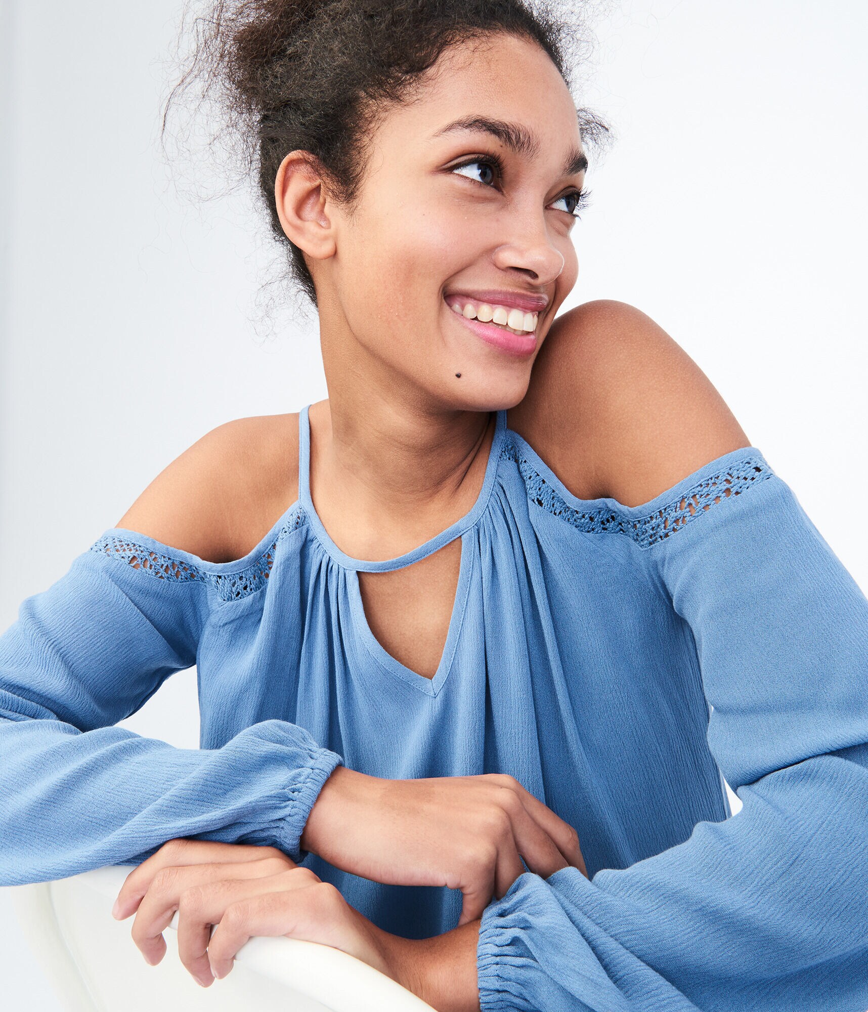 Long Sleeve Crinkled Cold-Shoulder Top