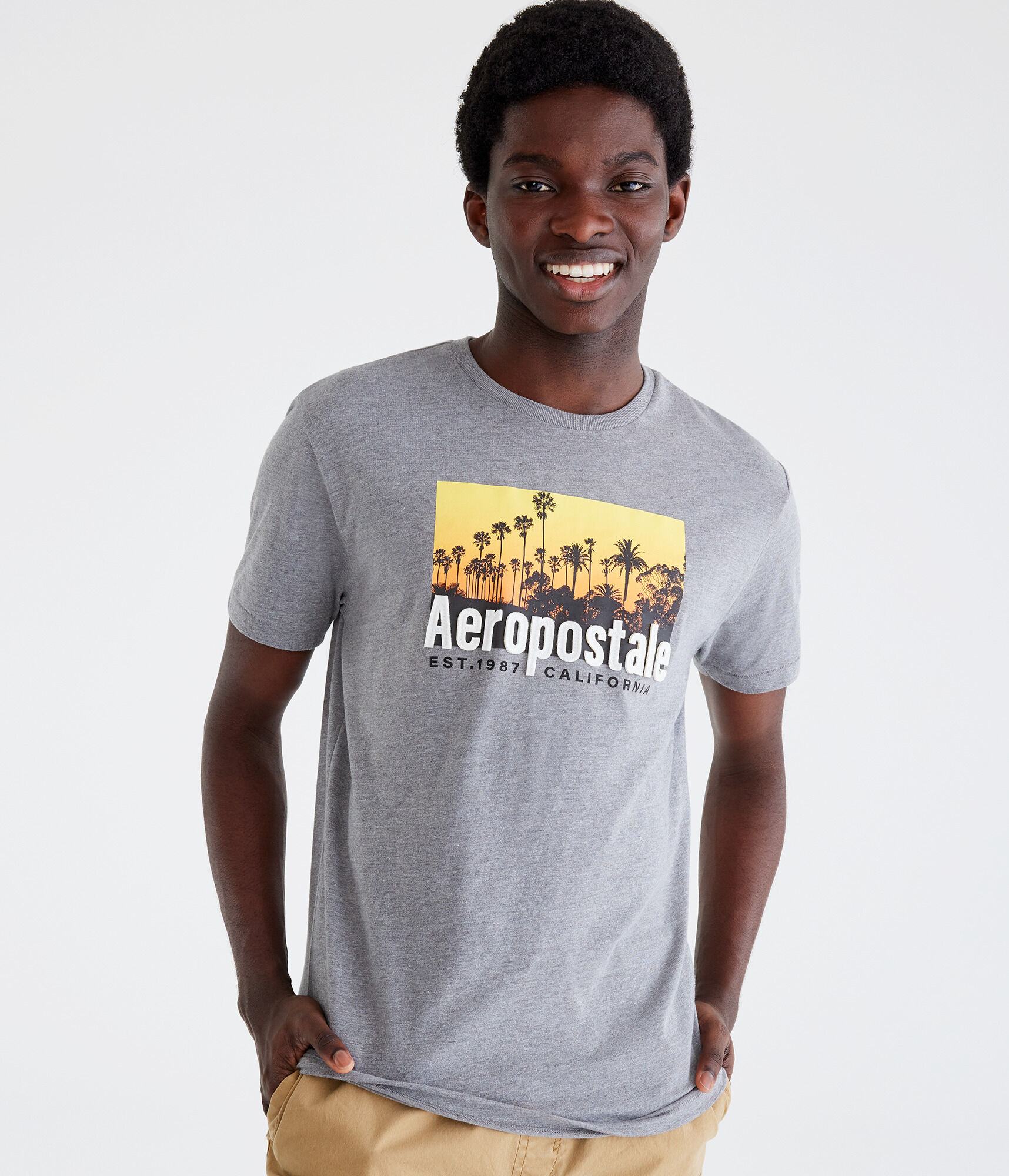 Aeropostale Cali Palms Appliqu&eacute; Graphic Tee