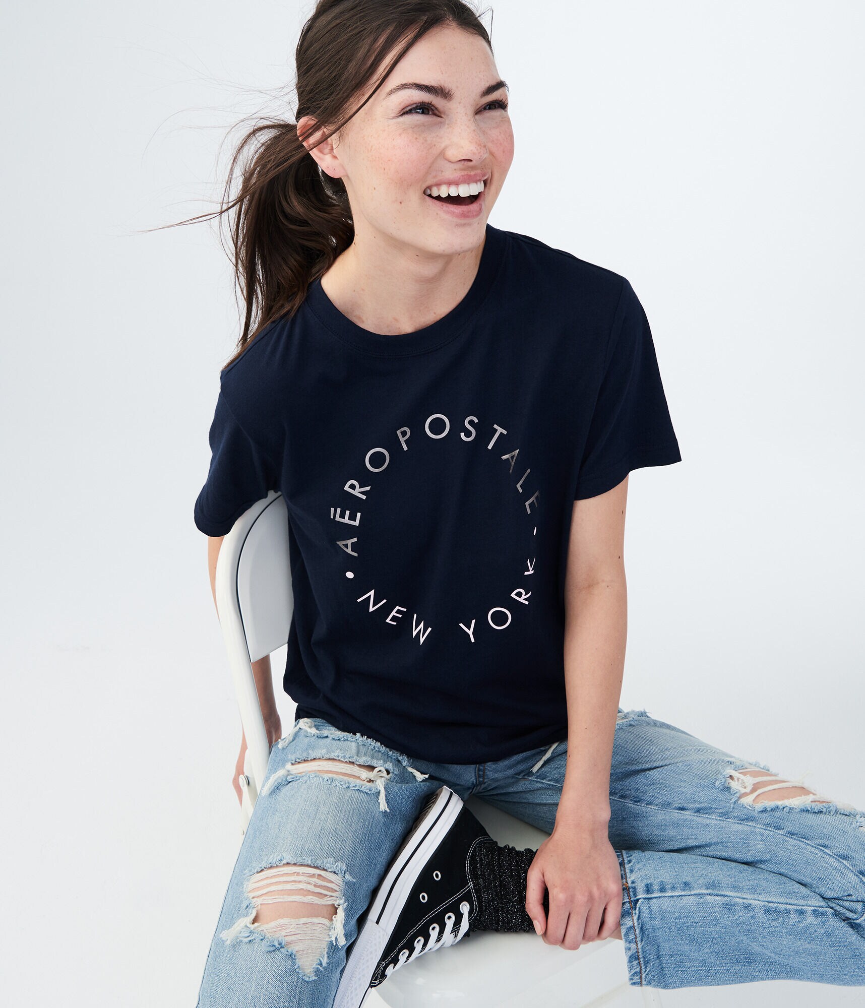 Aeropostale New York Circle Graphic Boy Tee