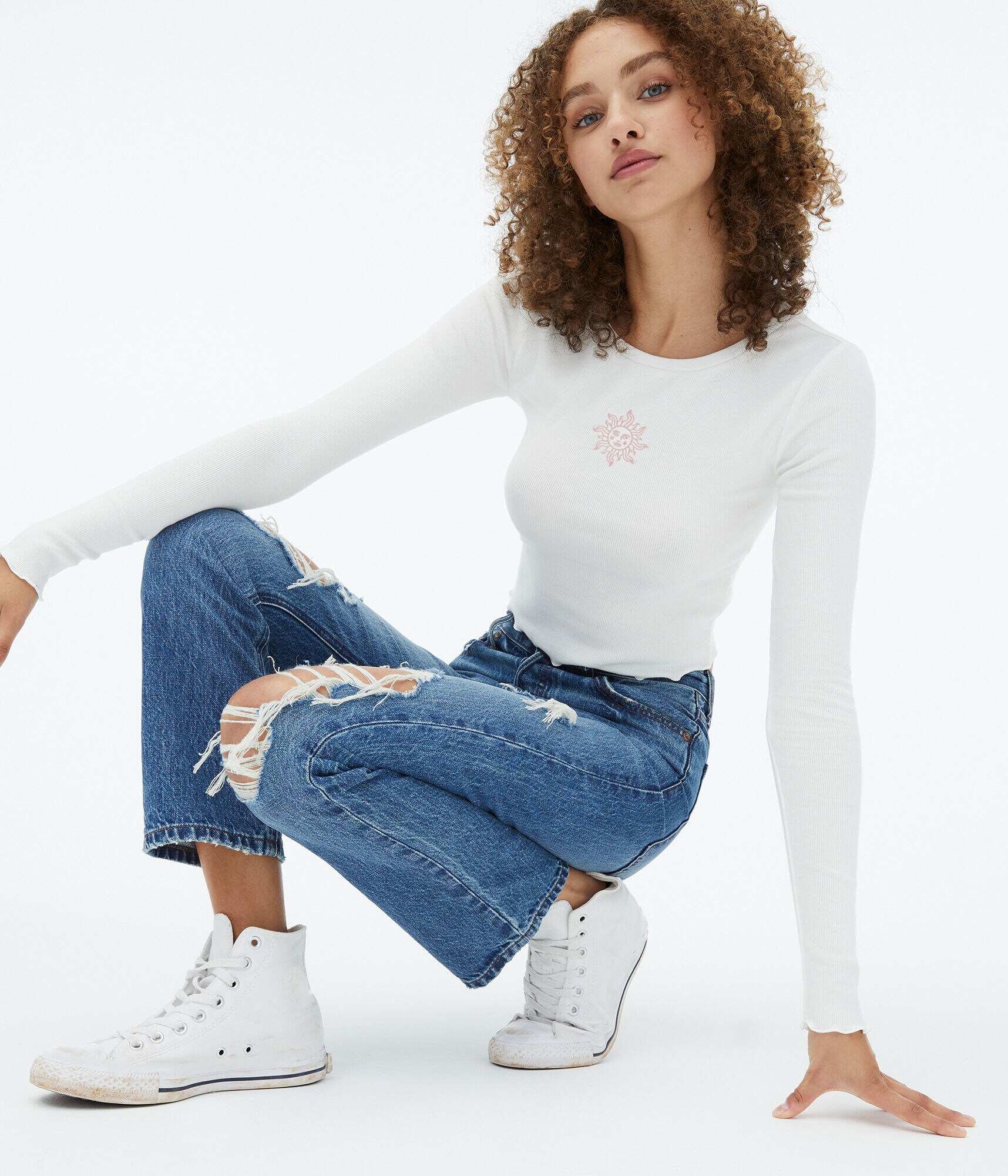 Long Sleeve Embroidered Sun Cropped Shrunken Tee