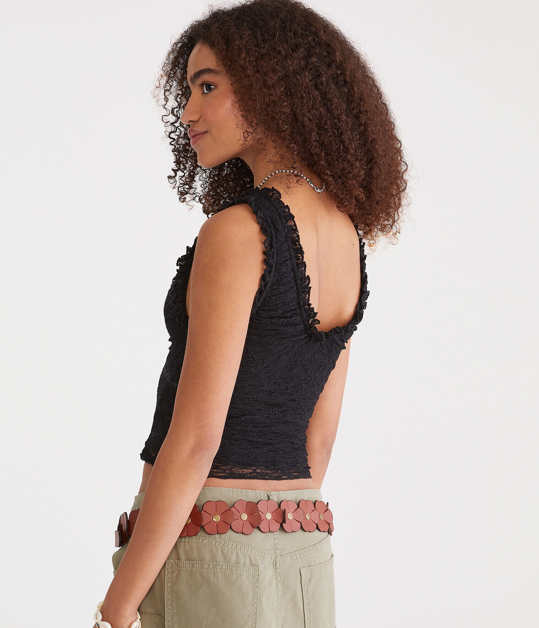 Floral Lace Scoop-Neck Cropped Tank