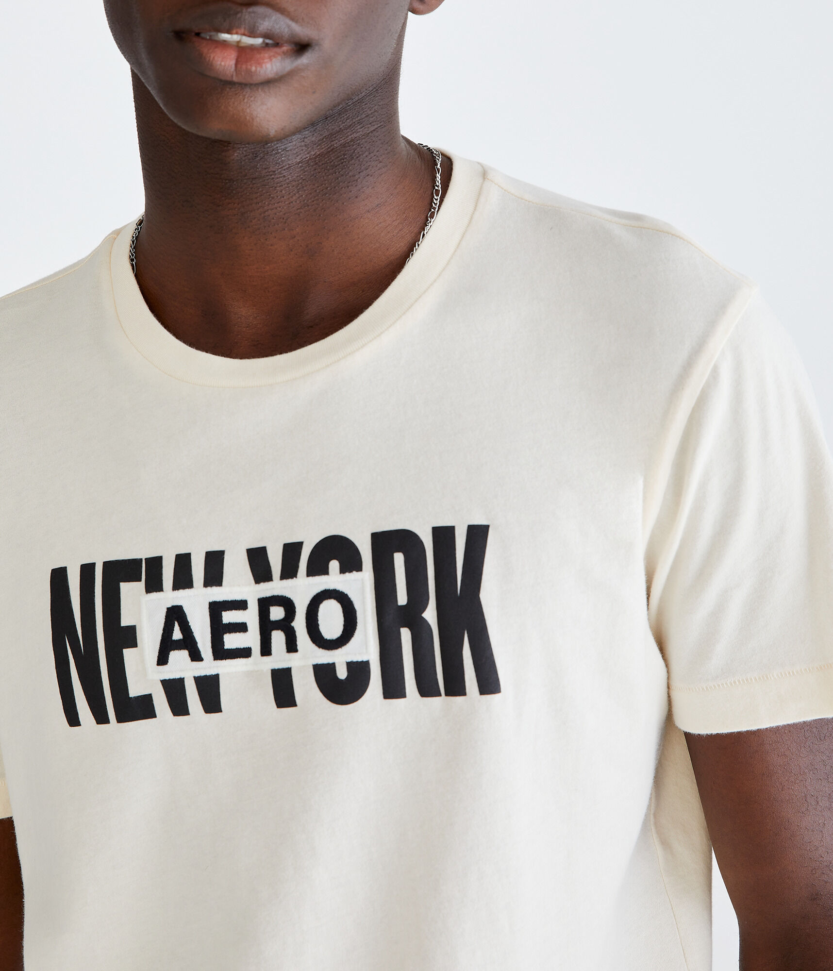 Aero New York Box Logo Appliqu&eacute; Graphic Tee