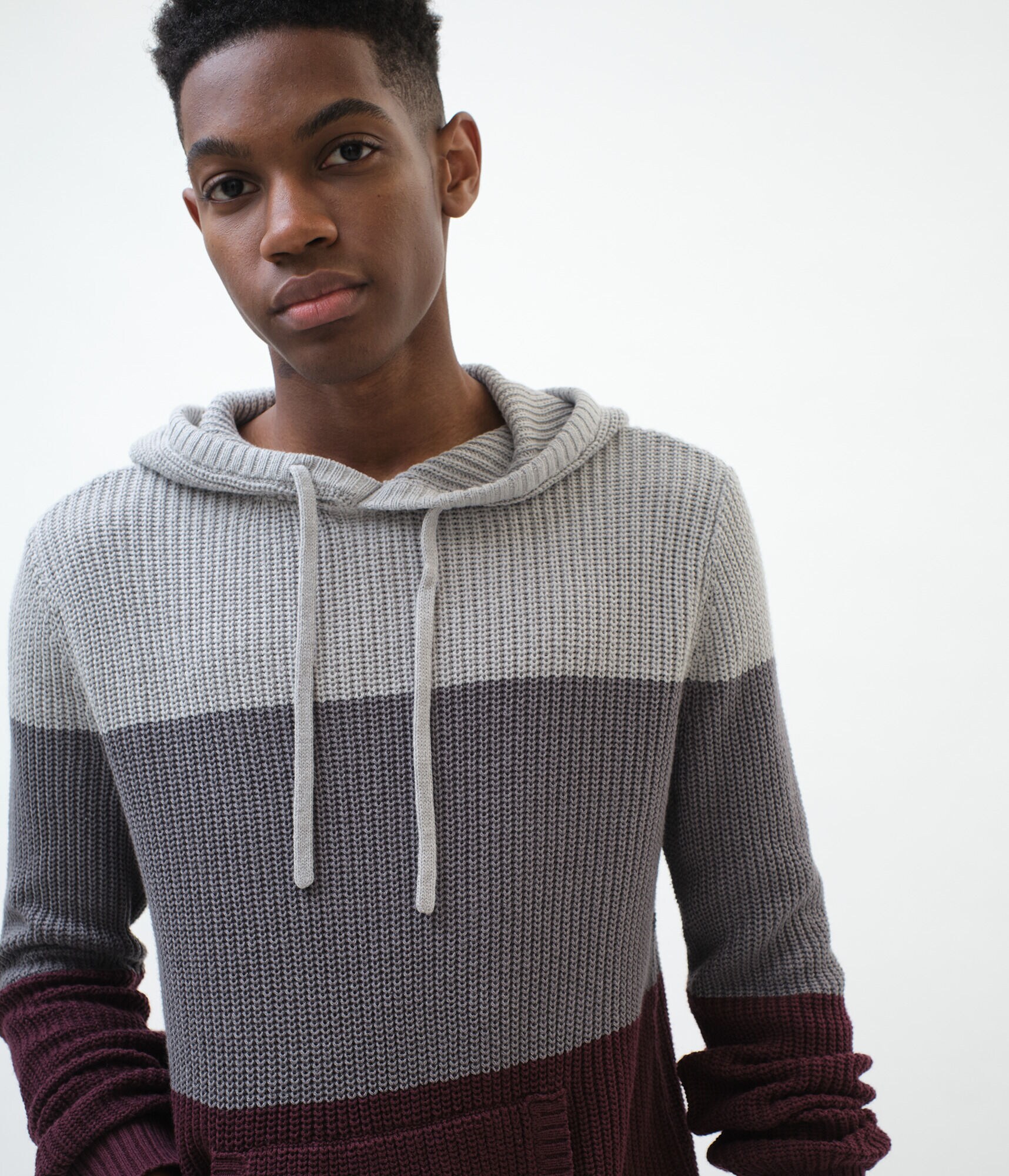 Colorblocked Hooded Sweater***