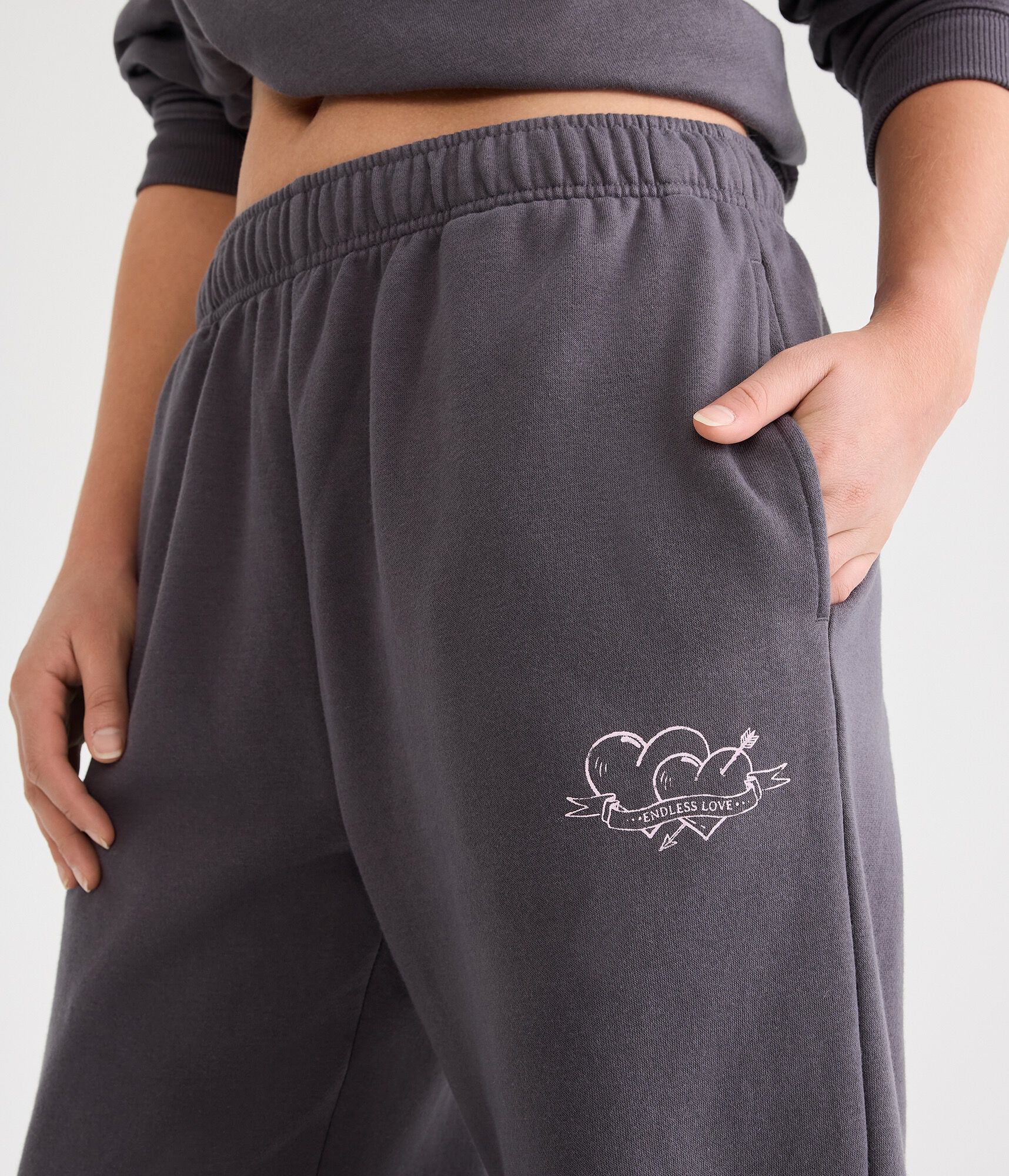 Cloud Soft Endless Love High-Waisted Straight Leg Sweatpants