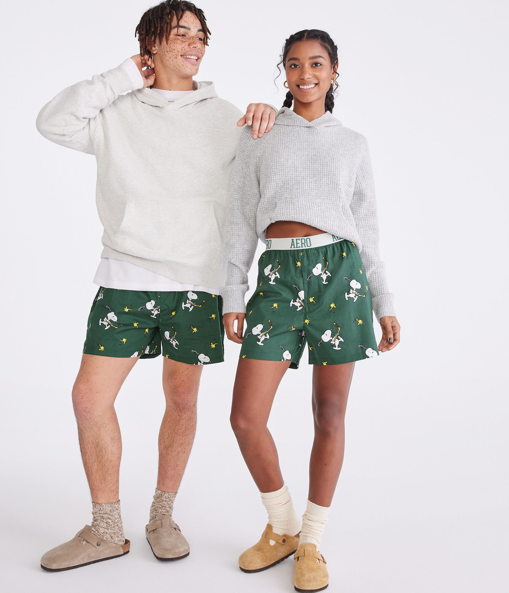 Peanuts&reg; | A&eacute;ropostale Snoopy Hockey Woven Boxers