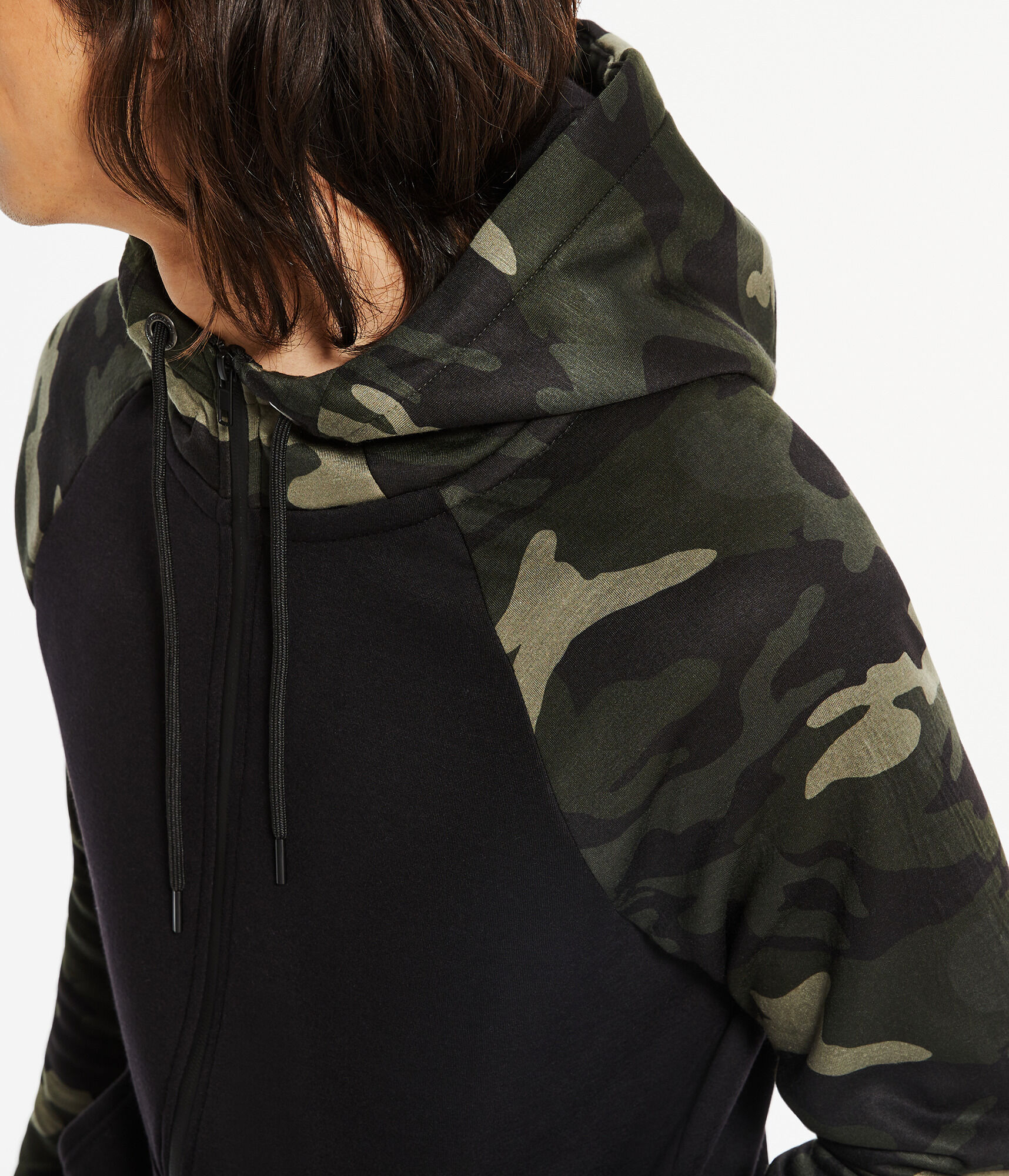 Aero MVMNT Tech Fleece Full-Zip Hoodie - Camo Colorblock