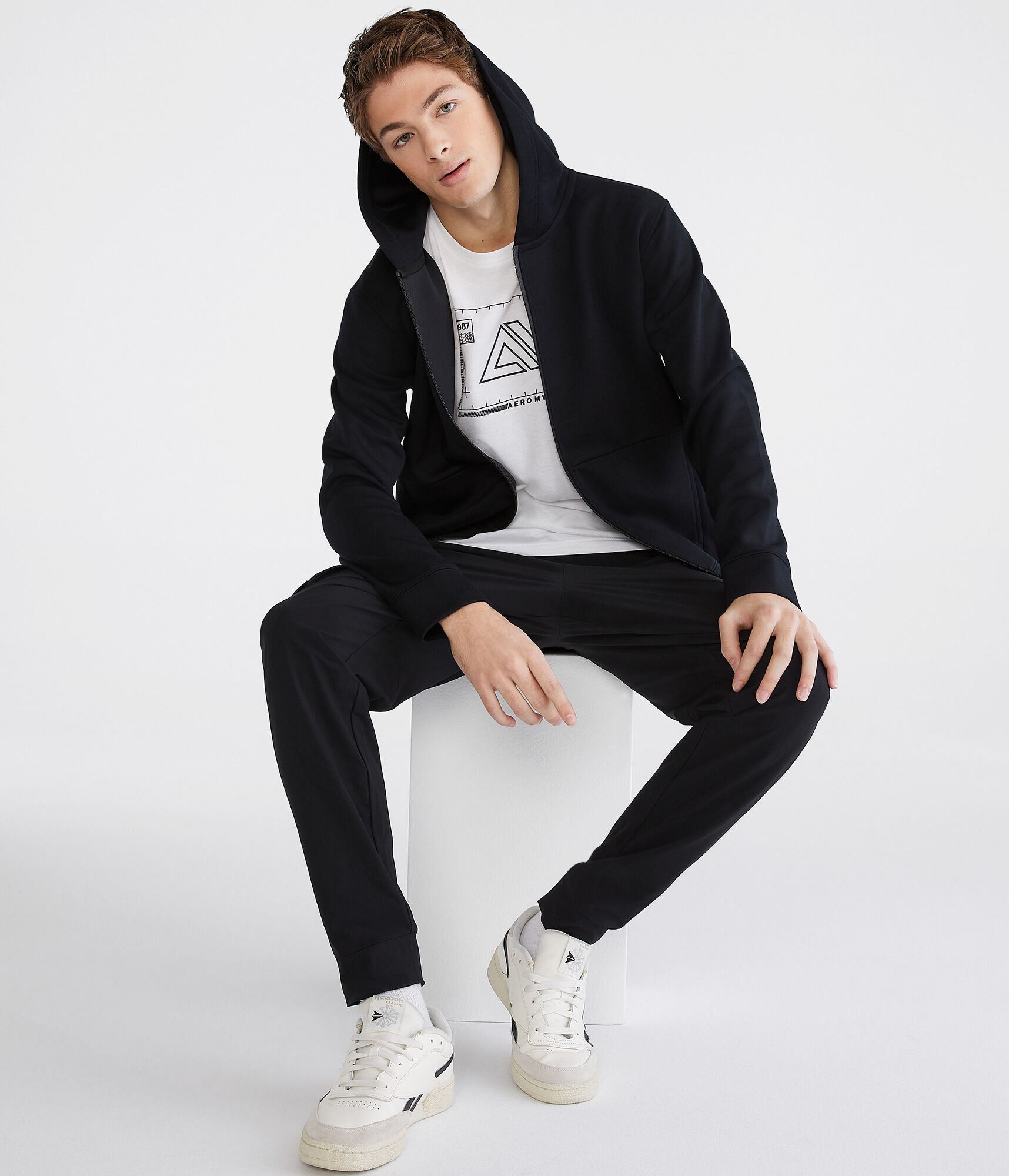 Aero MVMNT Tech Fleece Full-Zip Hoodie
