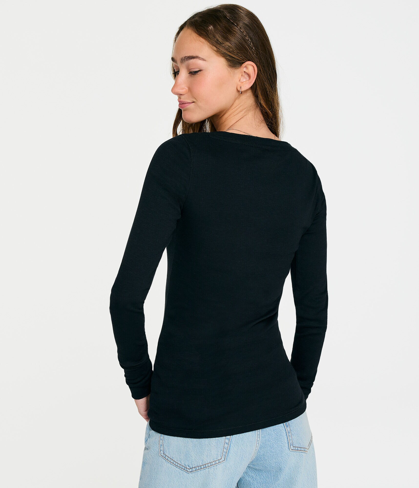 Long Sleeve Aero New York Graphic Henley