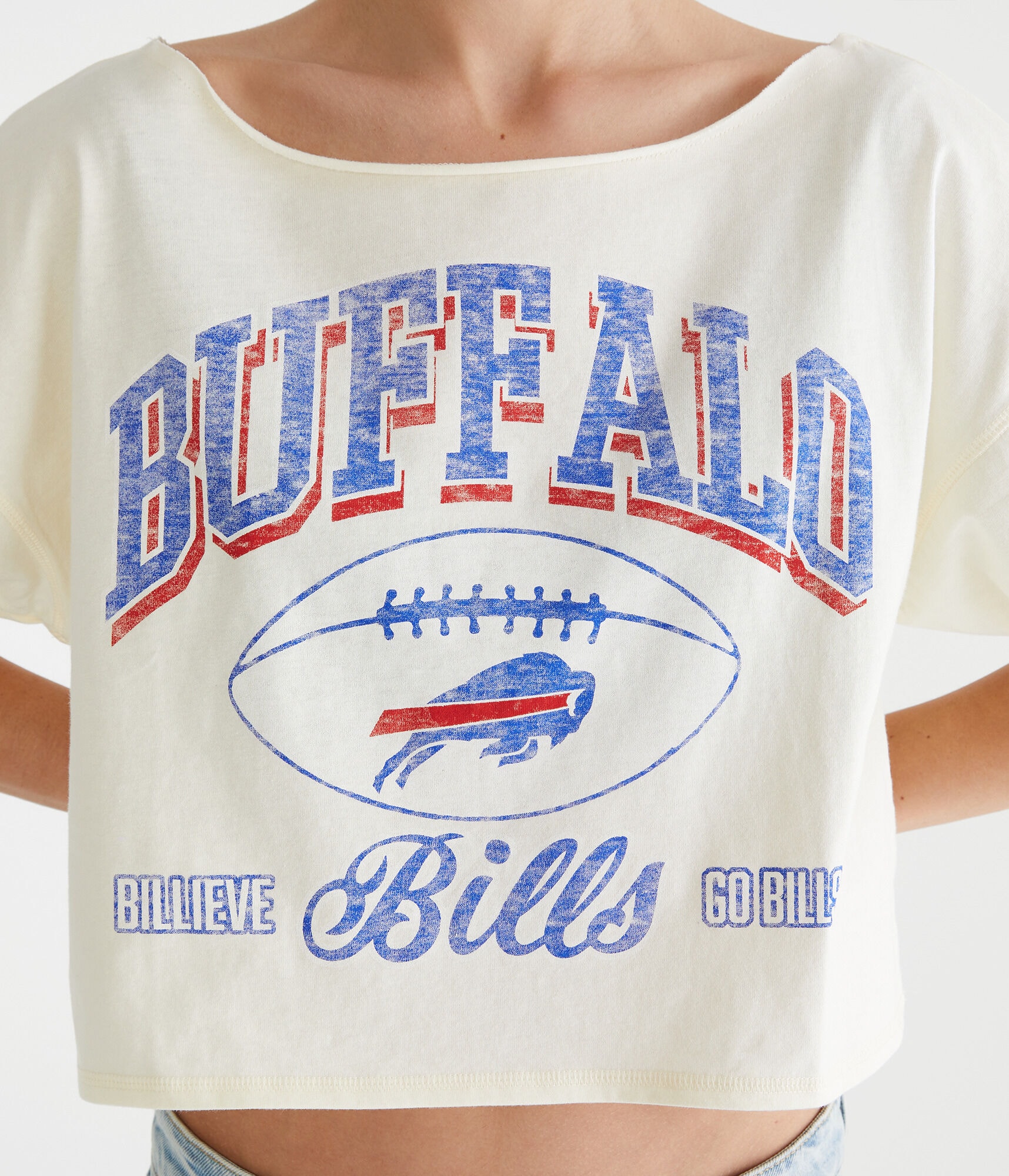 Buffalo Bills Cropped Off-The-Shoulder Graphic Tee