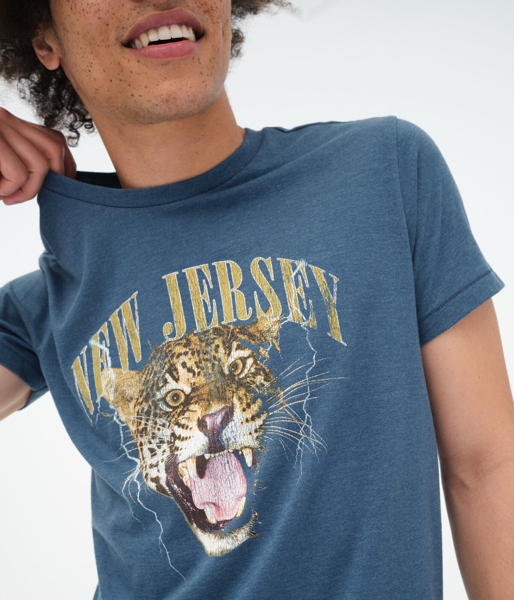 New Jersey Jaguar Graphic Tee