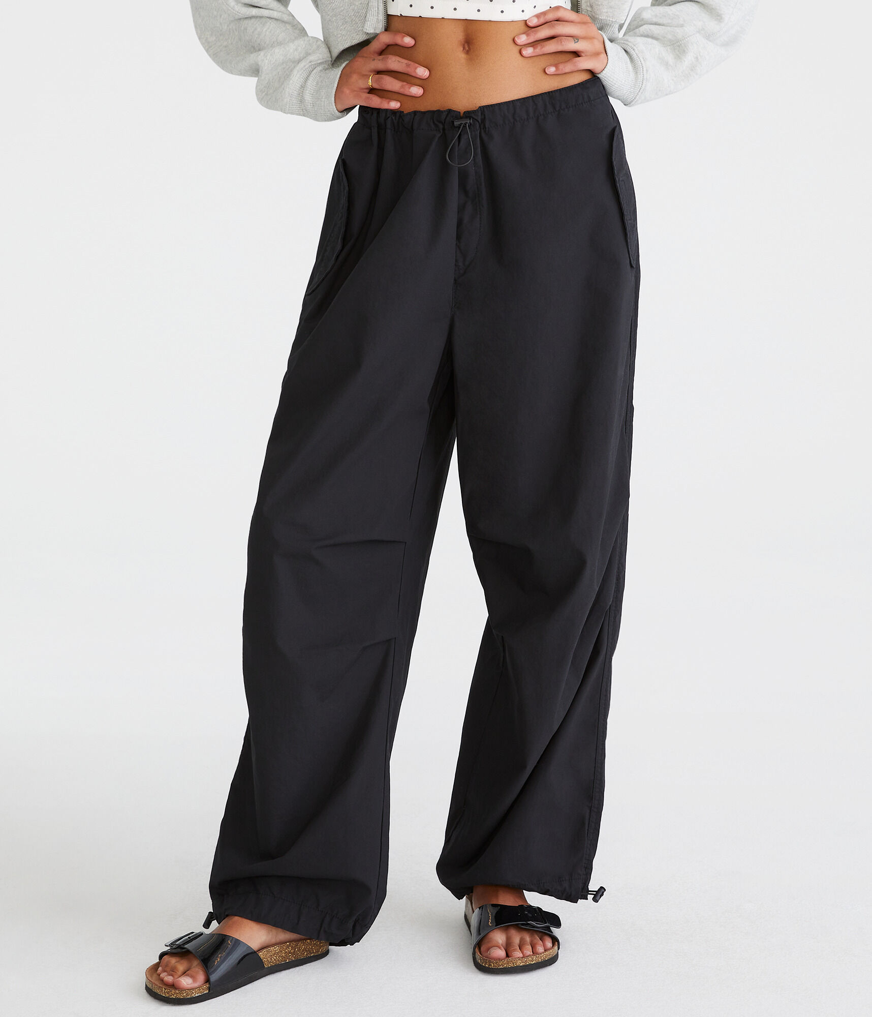 【U LAN】Aero zipper parachute pants 86742009_007_alt4.jpg?sw=968&
