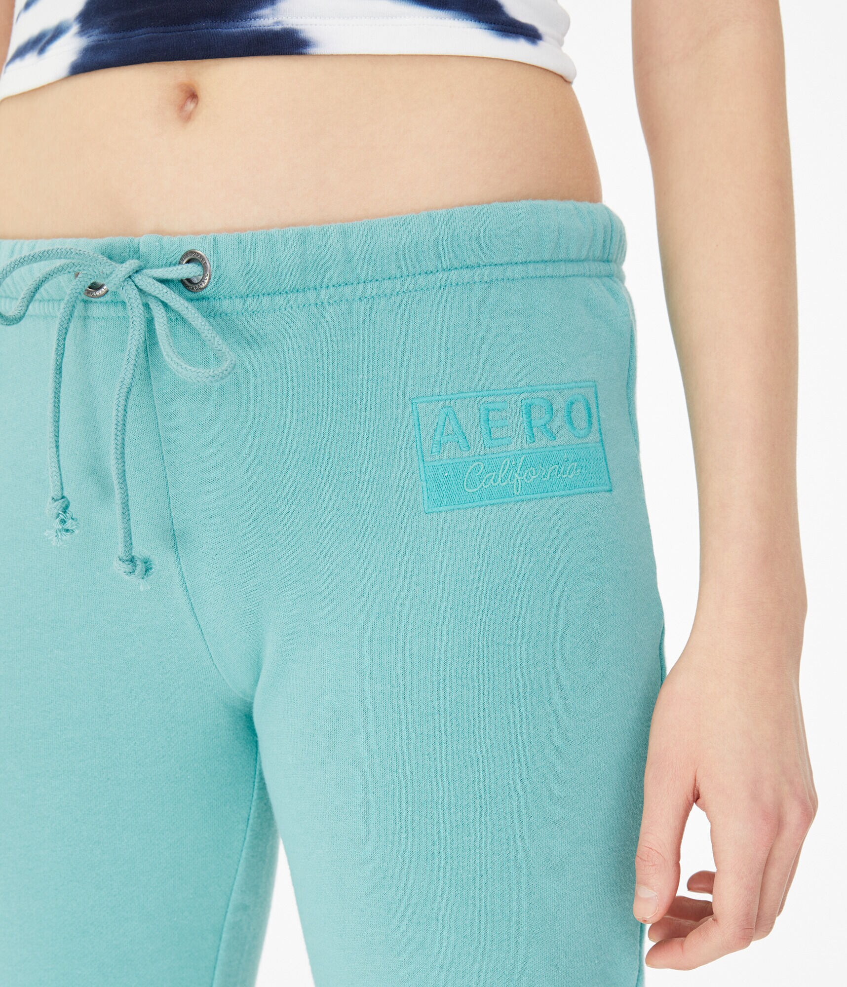 Aero California Box Logo Cinched Sweatpants***