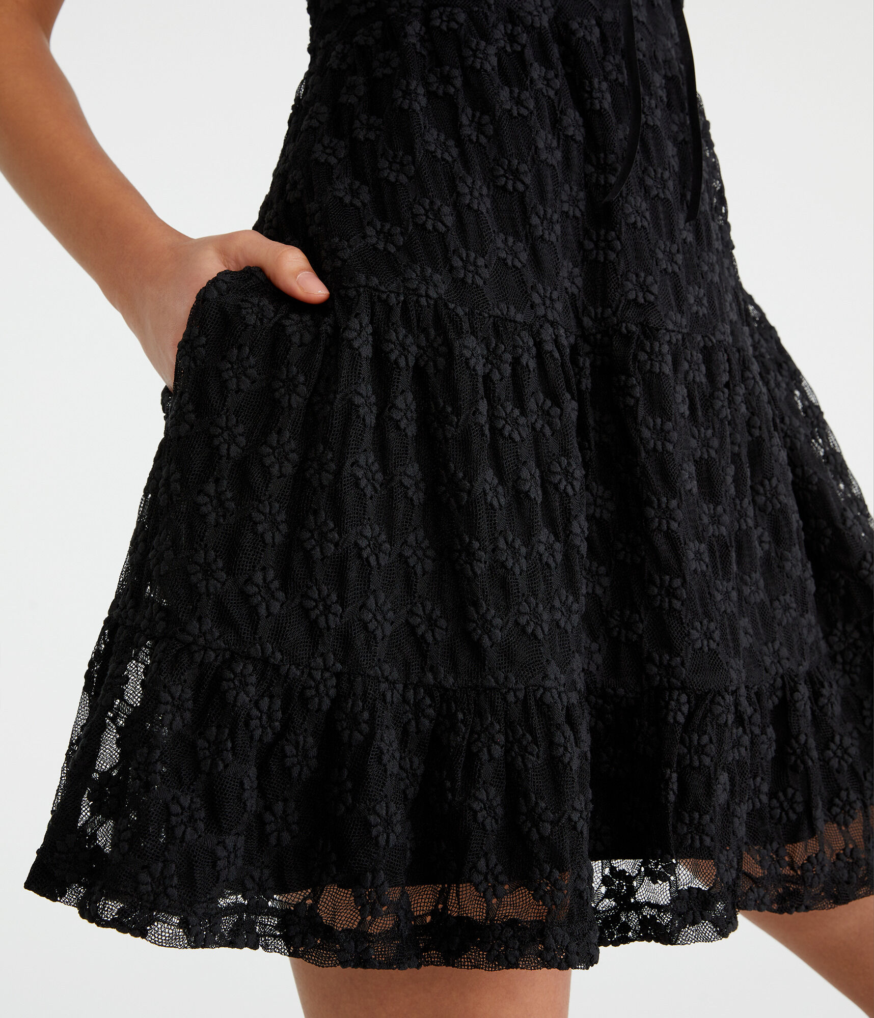 Solid Sweetheart Floral Lace Babydoll Dress