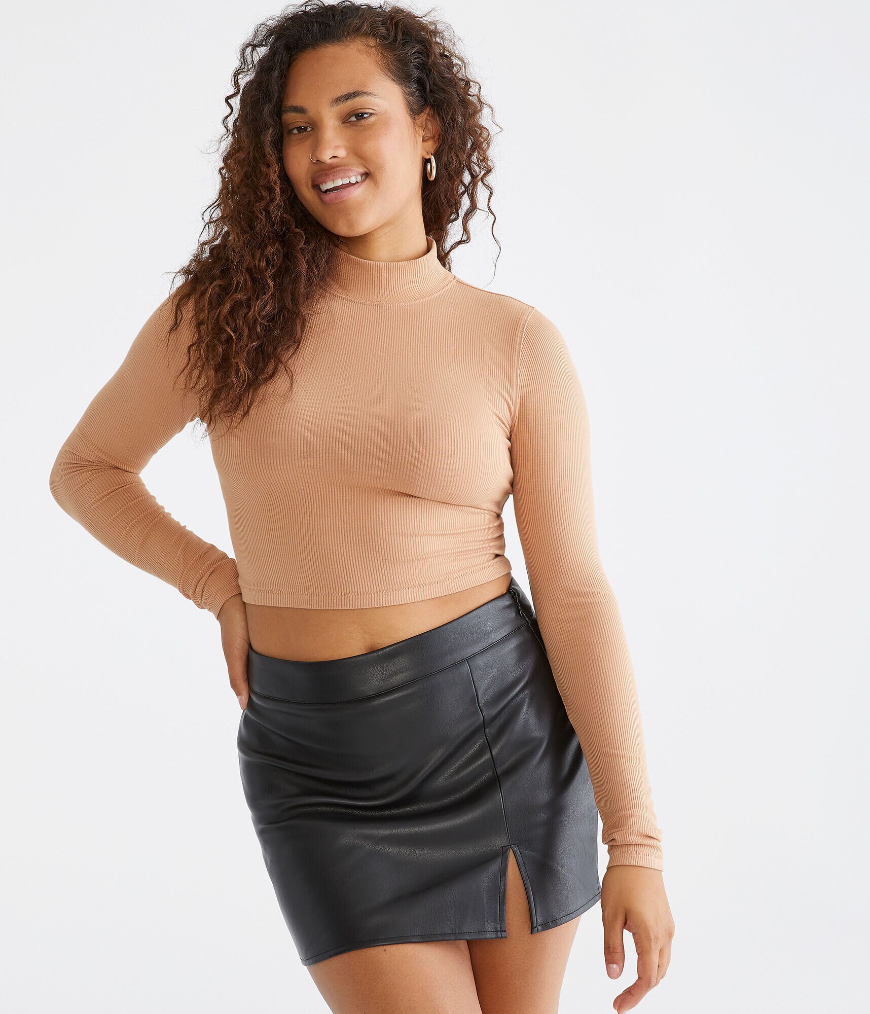 Long Sleeve Mock-Neck Cropped Top