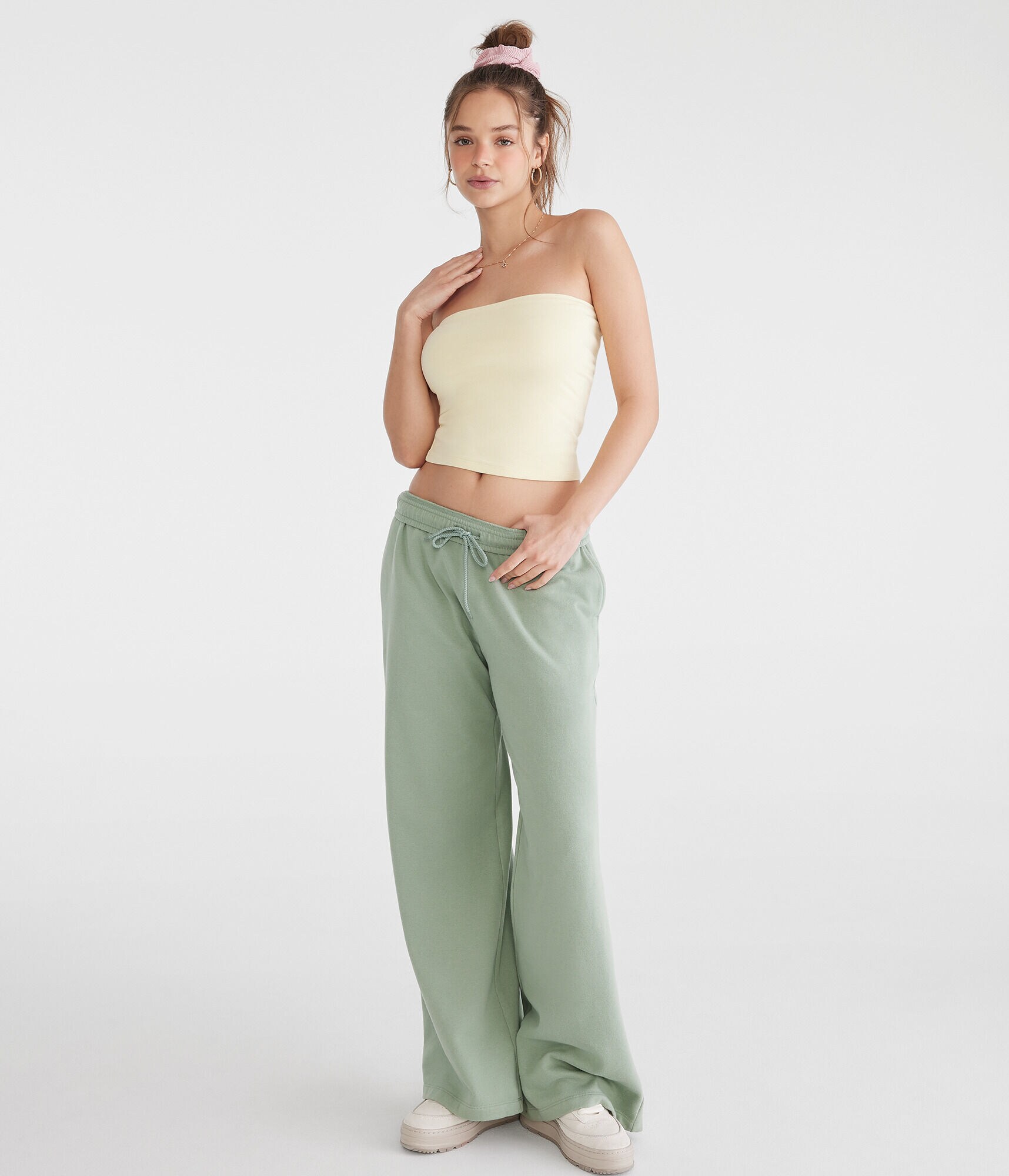 Mid-Rise Wide Leg Sweatpants