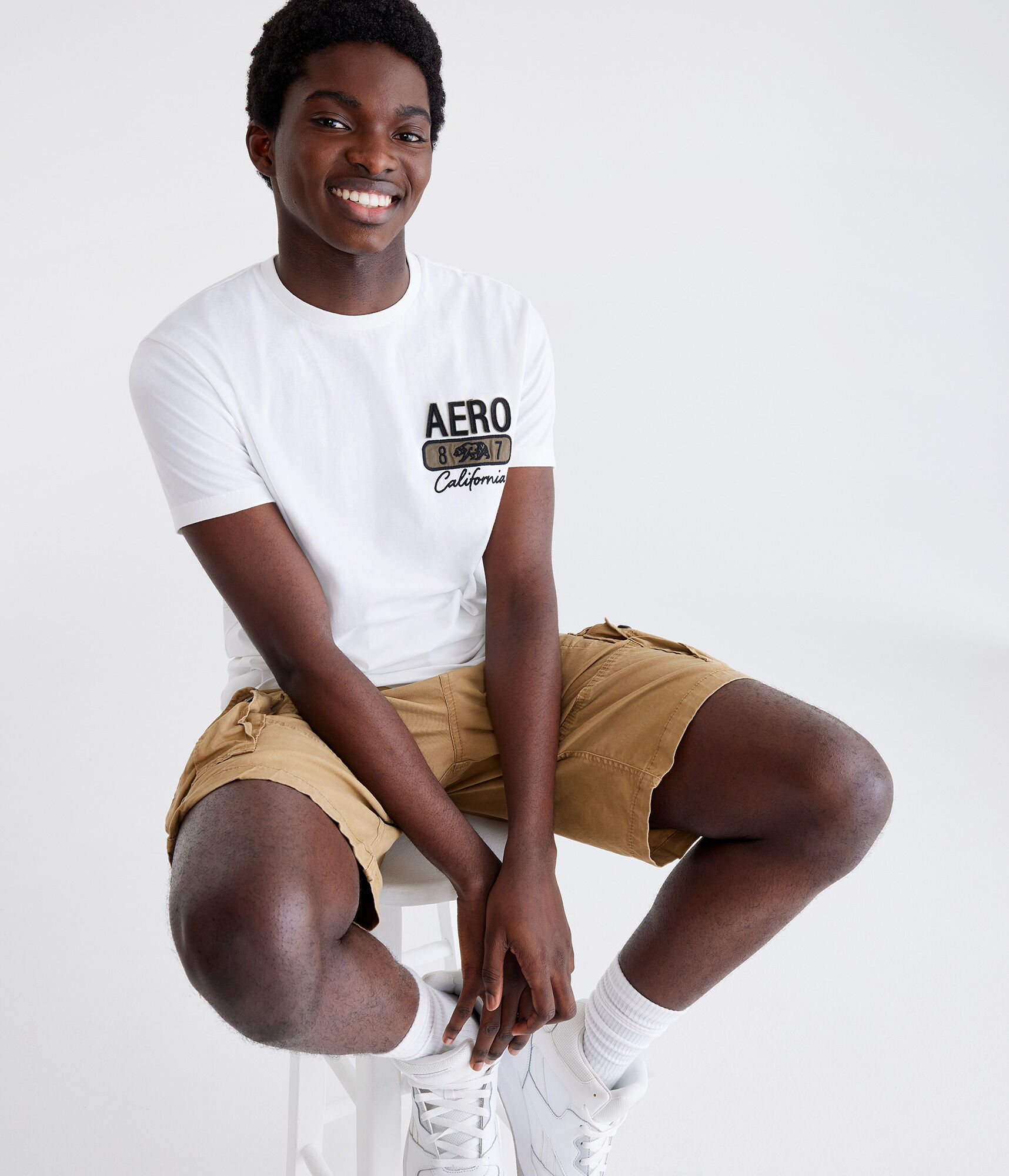 Aero California Appliqu&eacute; Graphic Tee