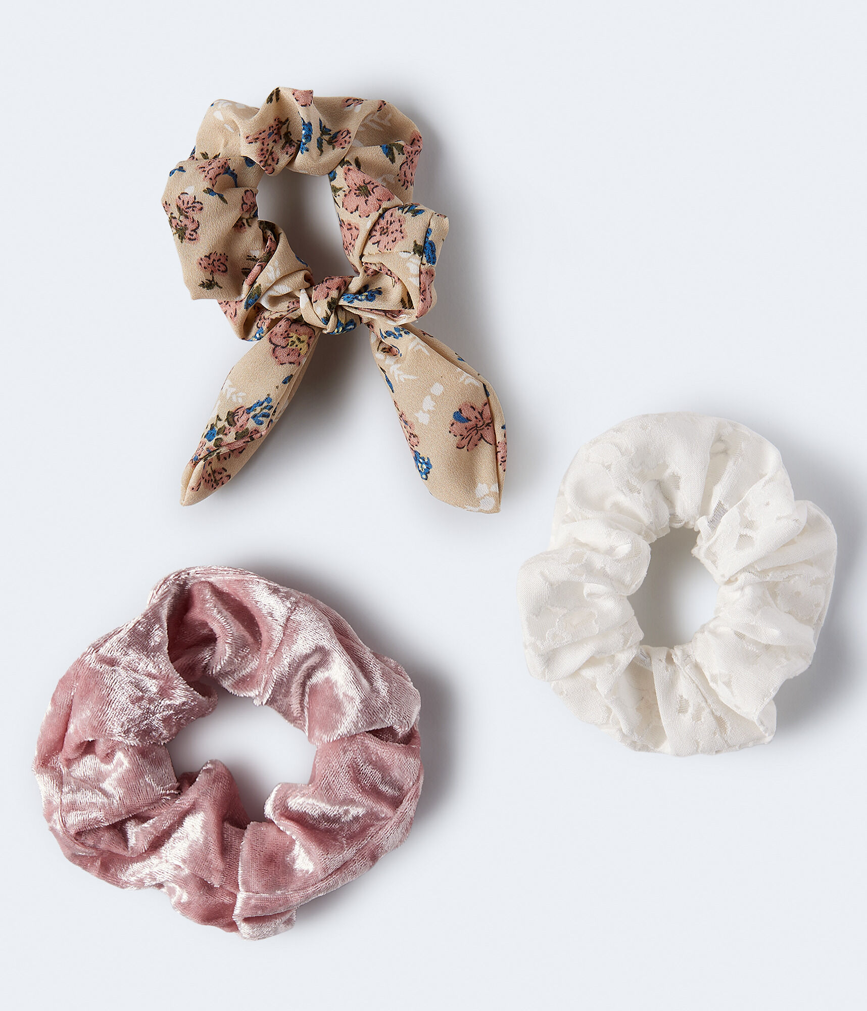 Floral Lace Scrunchie 3-Pack