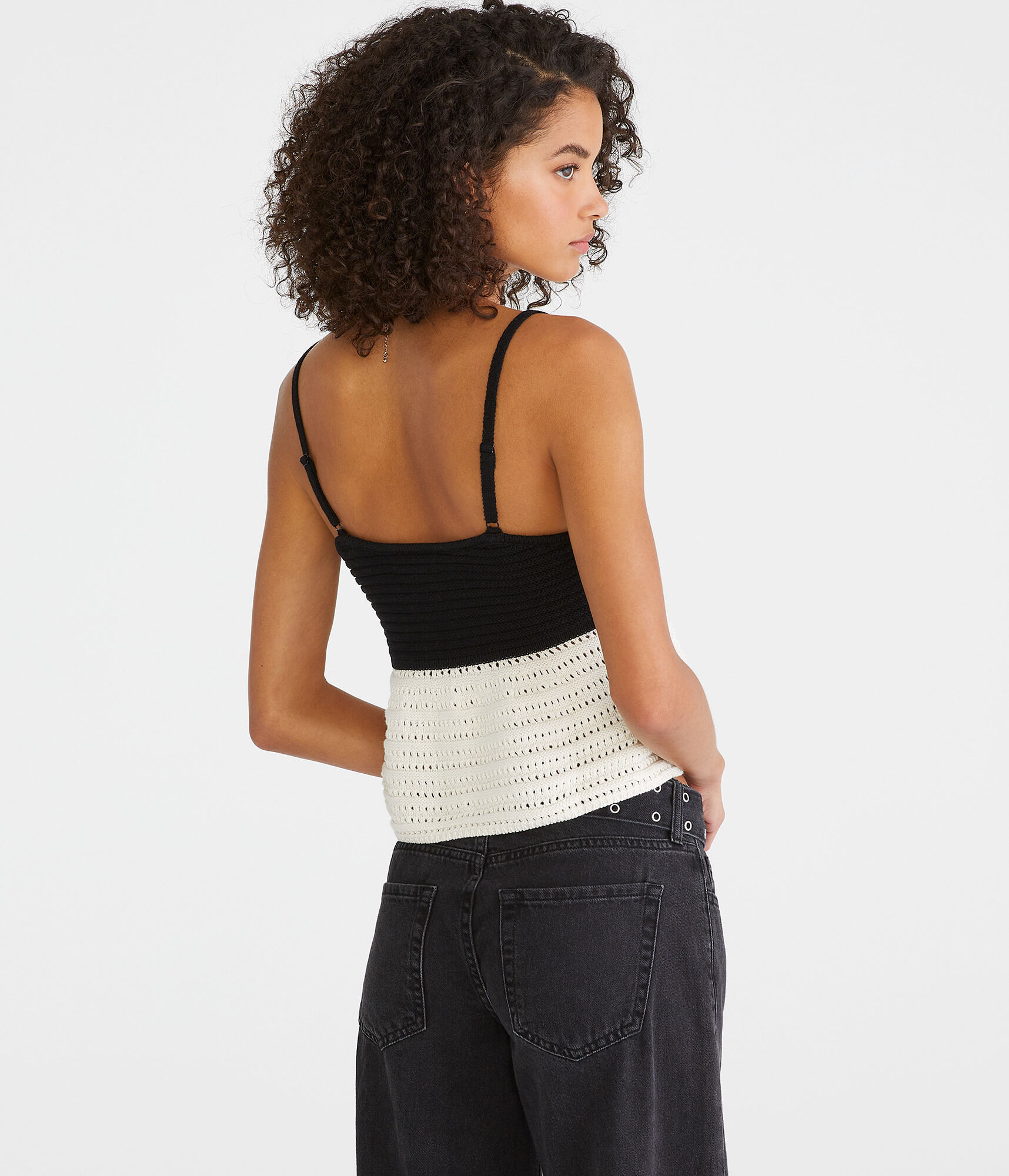 GROWNクロシェセトア Rosette Crocheted Peplum Tank
