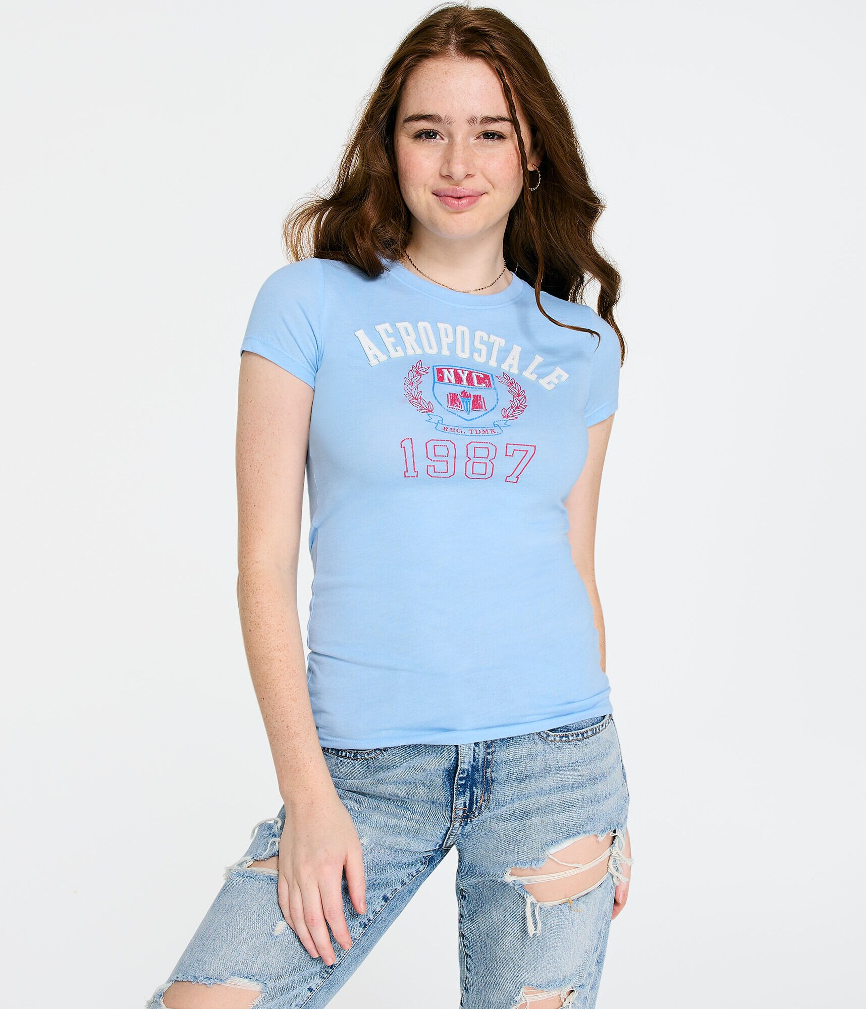 Aeropostale 1987 Crest Appliqu&eacute; Graphic Tee