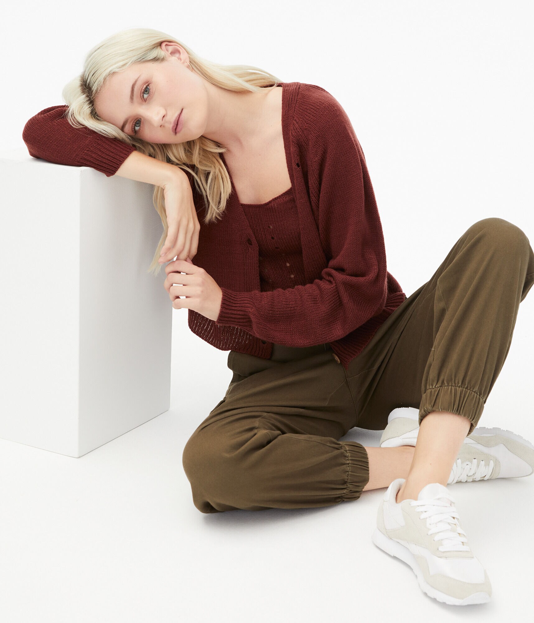 Solid V-Neck Boyfriend Cardigan***