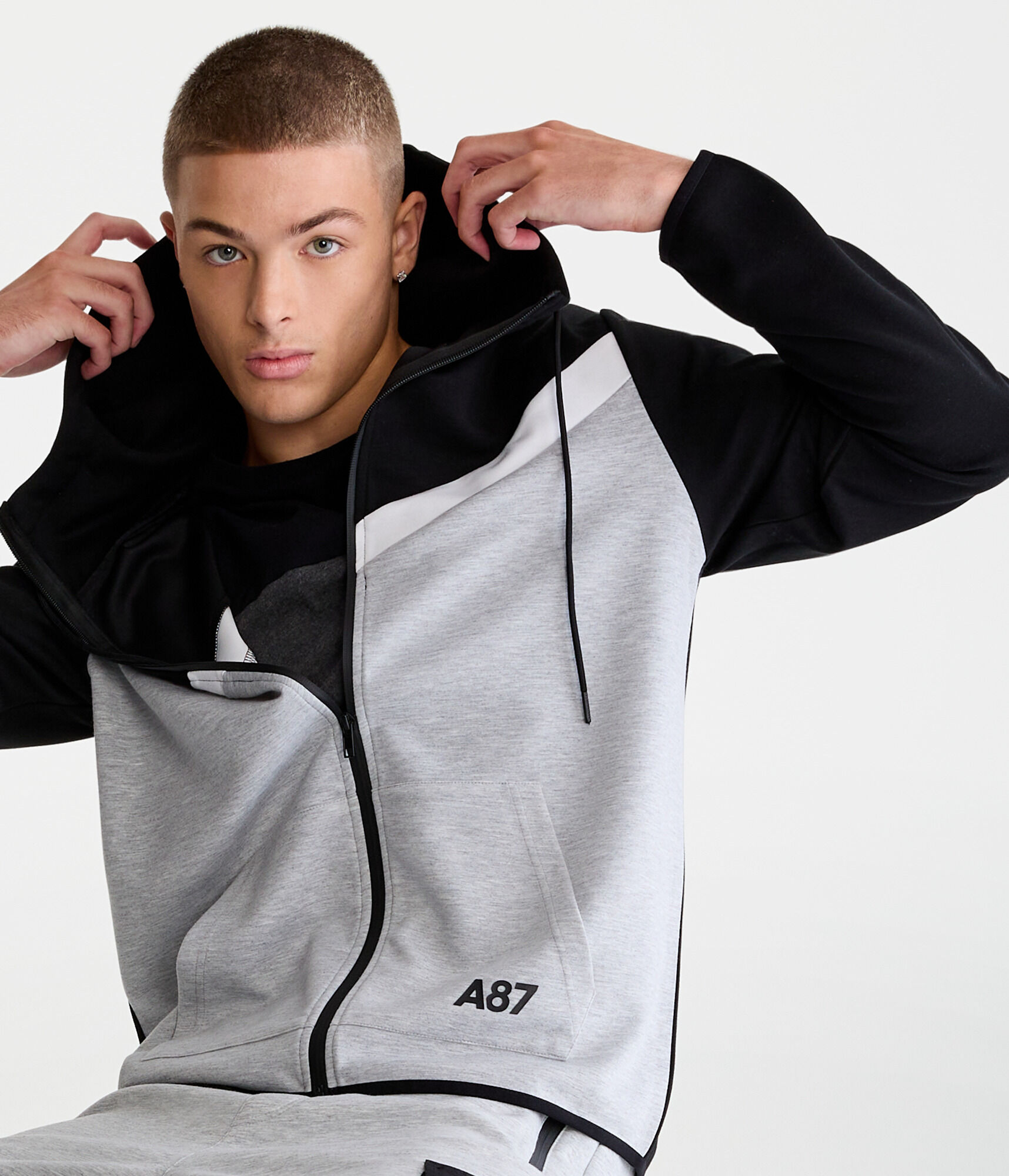 Aero MVMNT Tech Fleece Full-Zip Hoodie