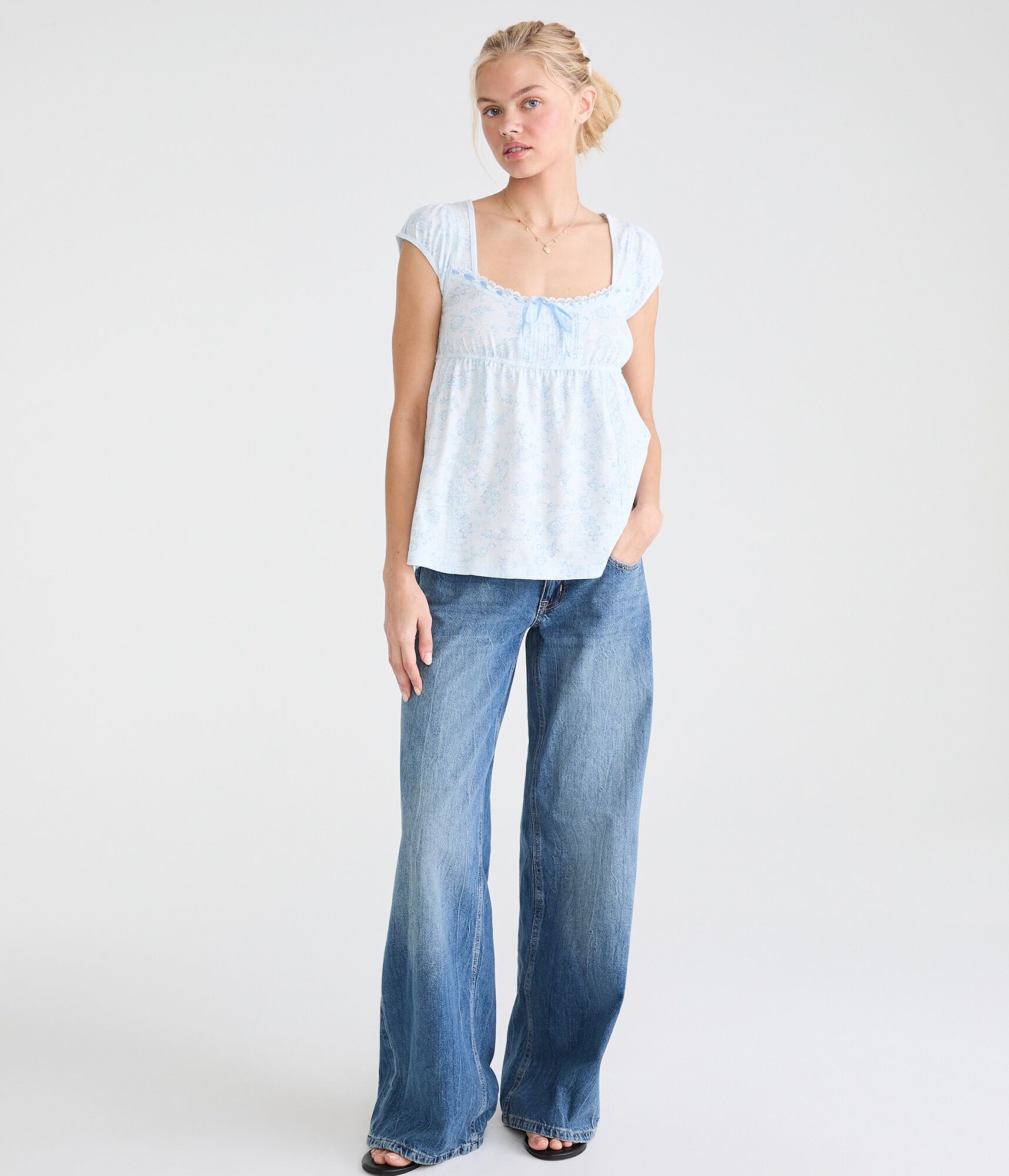 Floral Scoop-Neck Babydoll Tee