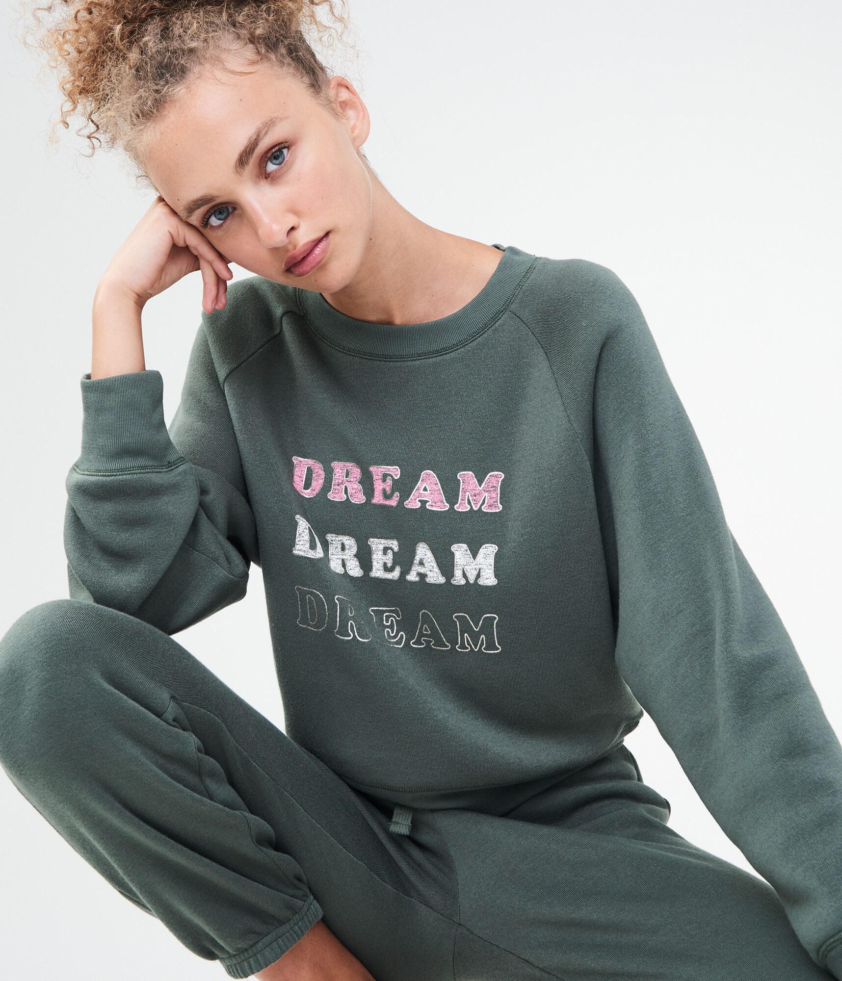 LLD Dream Dream Dream Sweatshirt