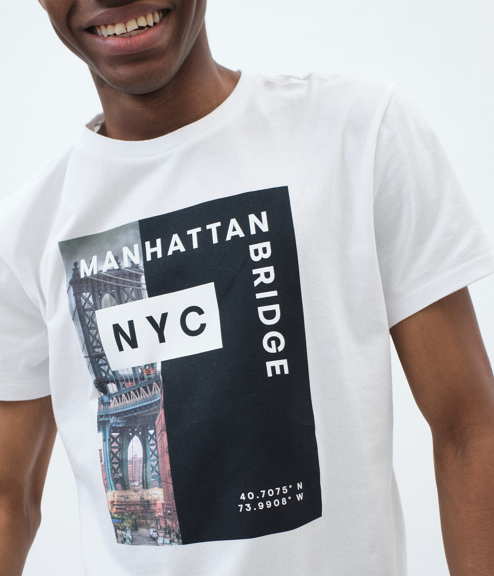 Manhattan NYC Graphic Tee