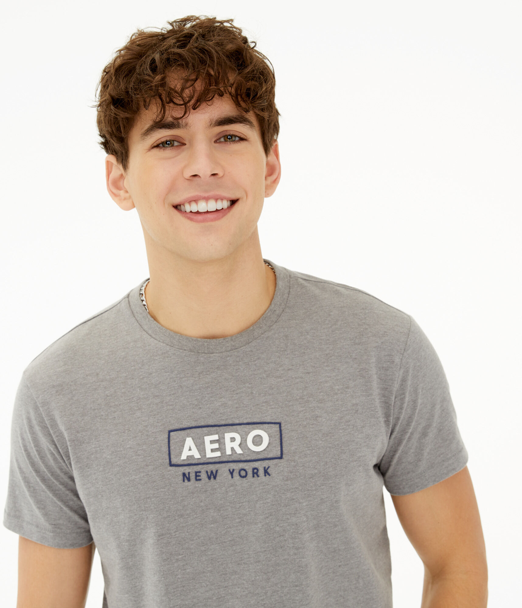 Aero Box Outline Appliqu&eacute; Graphic Tee