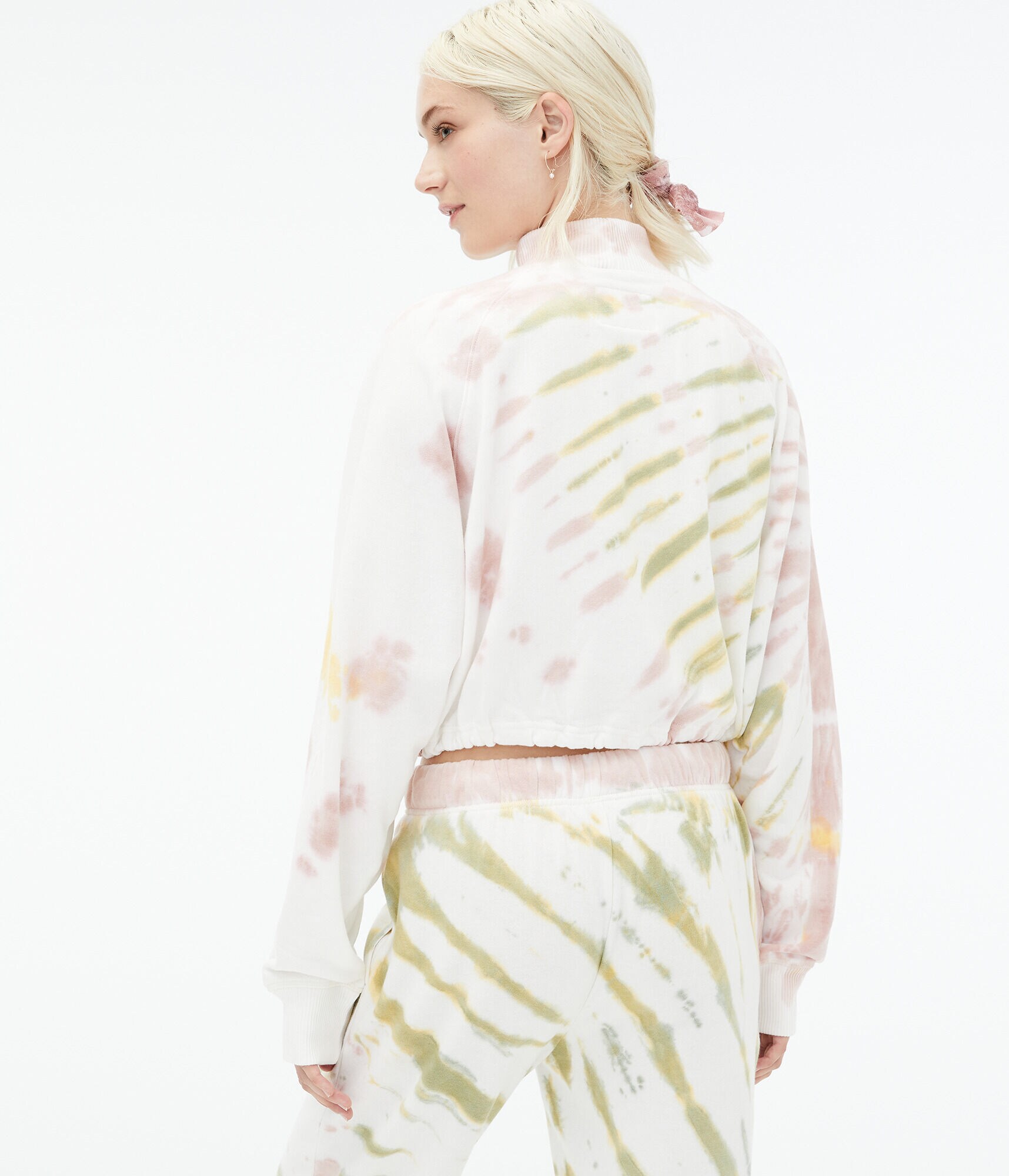 Tie-Dye Cinched Cropped Mock-Neck Sweatshirt