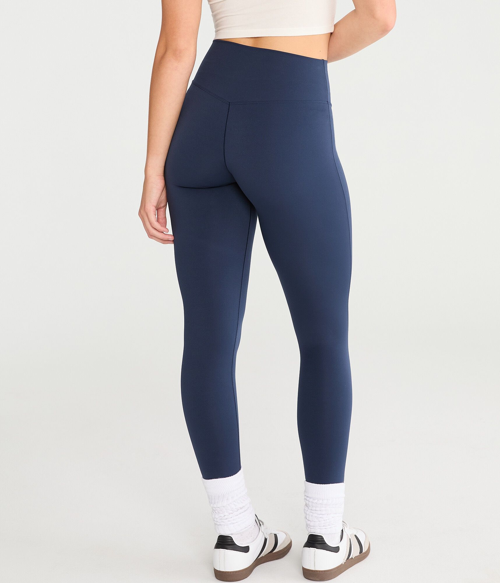 Buttery Soft High-Rise V-Waist Leggings