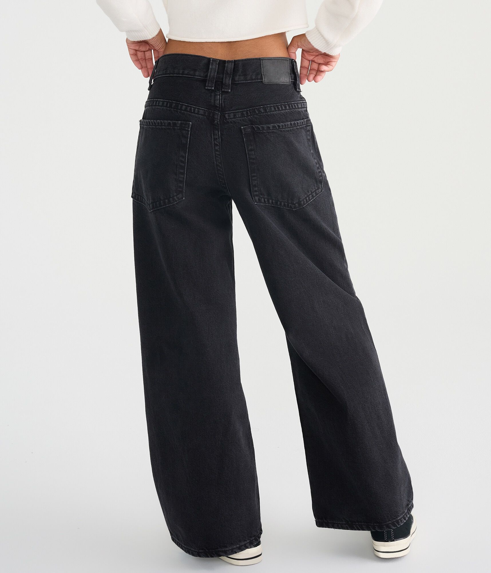 Low-Rise Super Baggy Jean