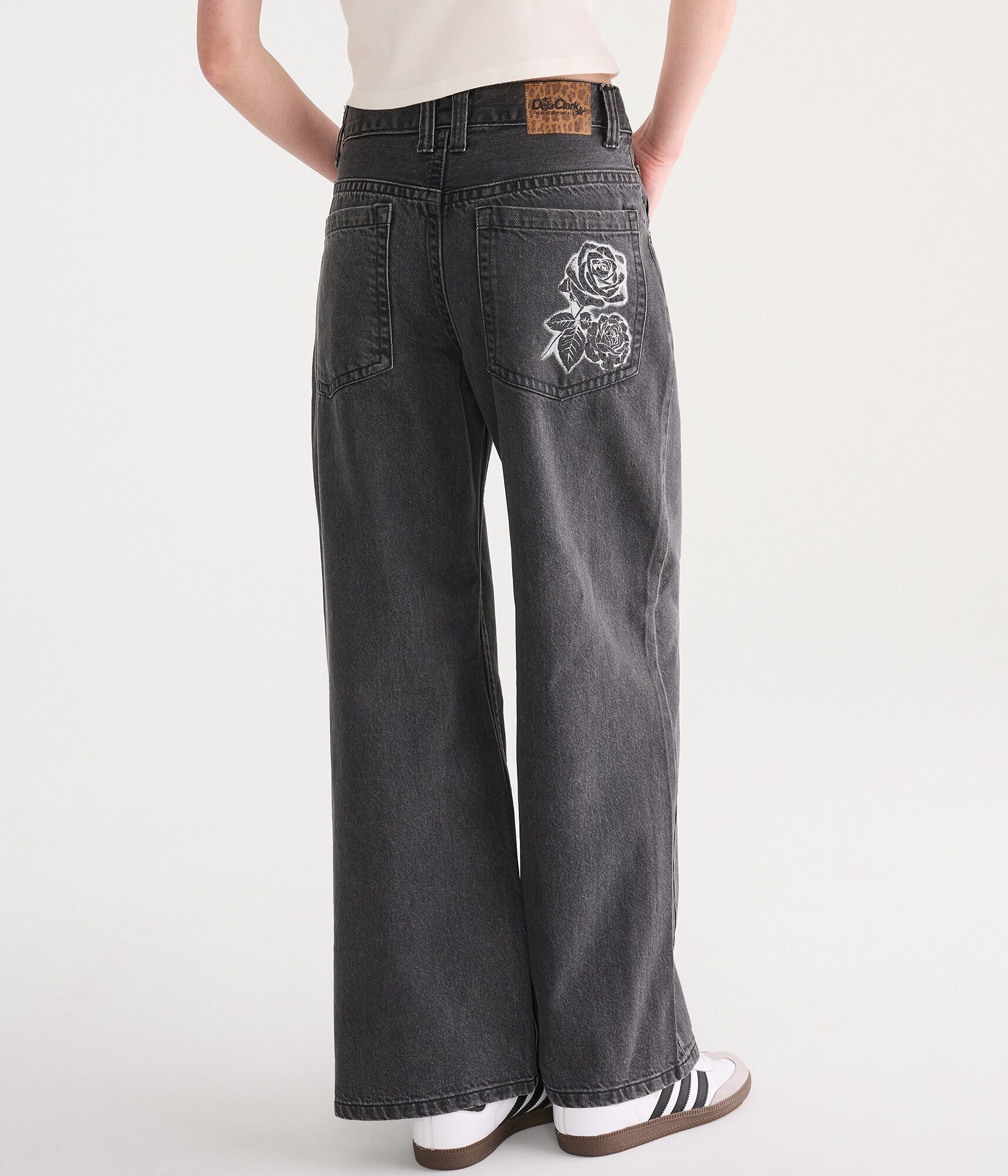 D&eacute;j&agrave; For Aero Low-Rise Super Baggy Rhinestone Rose Jean