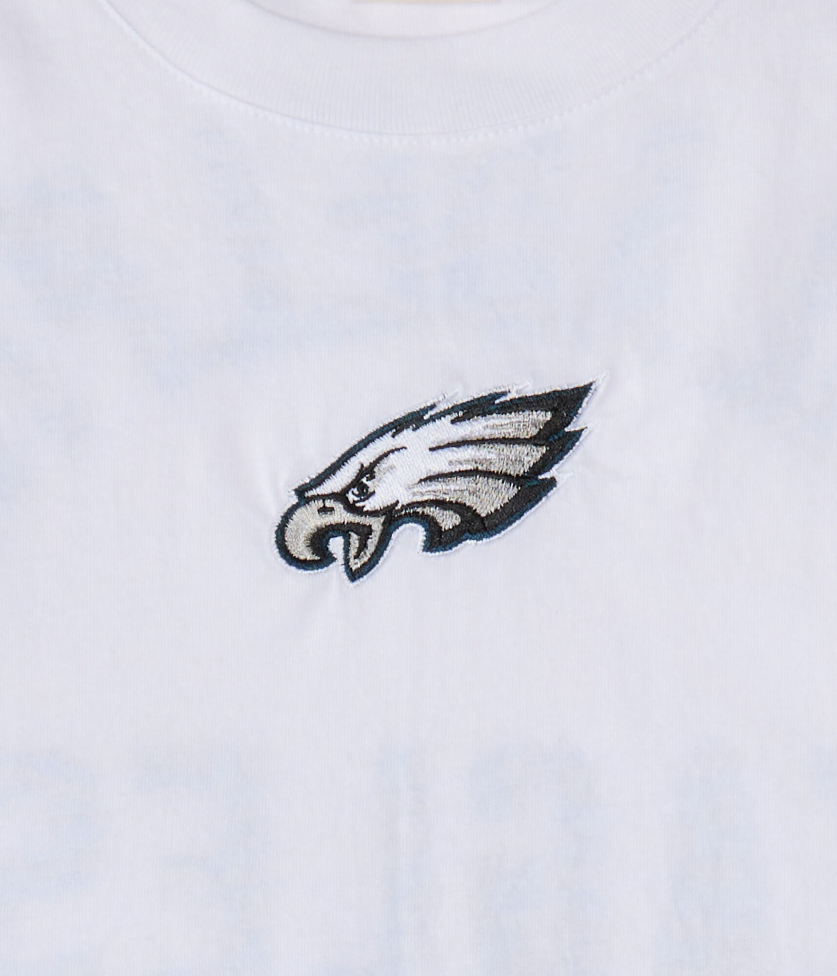 Philadelphia Eagles Mini Logo Relaxed Graphic Tee