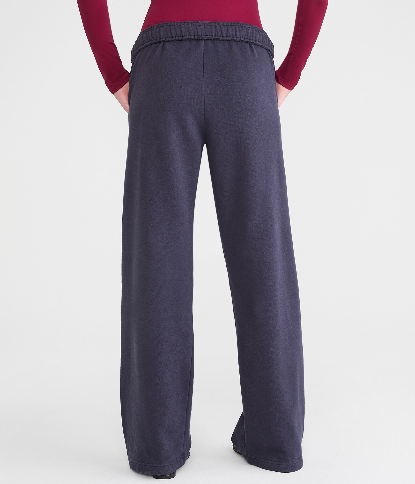 Cloud Soft Mid-Rise Straight Leg Sweatpants