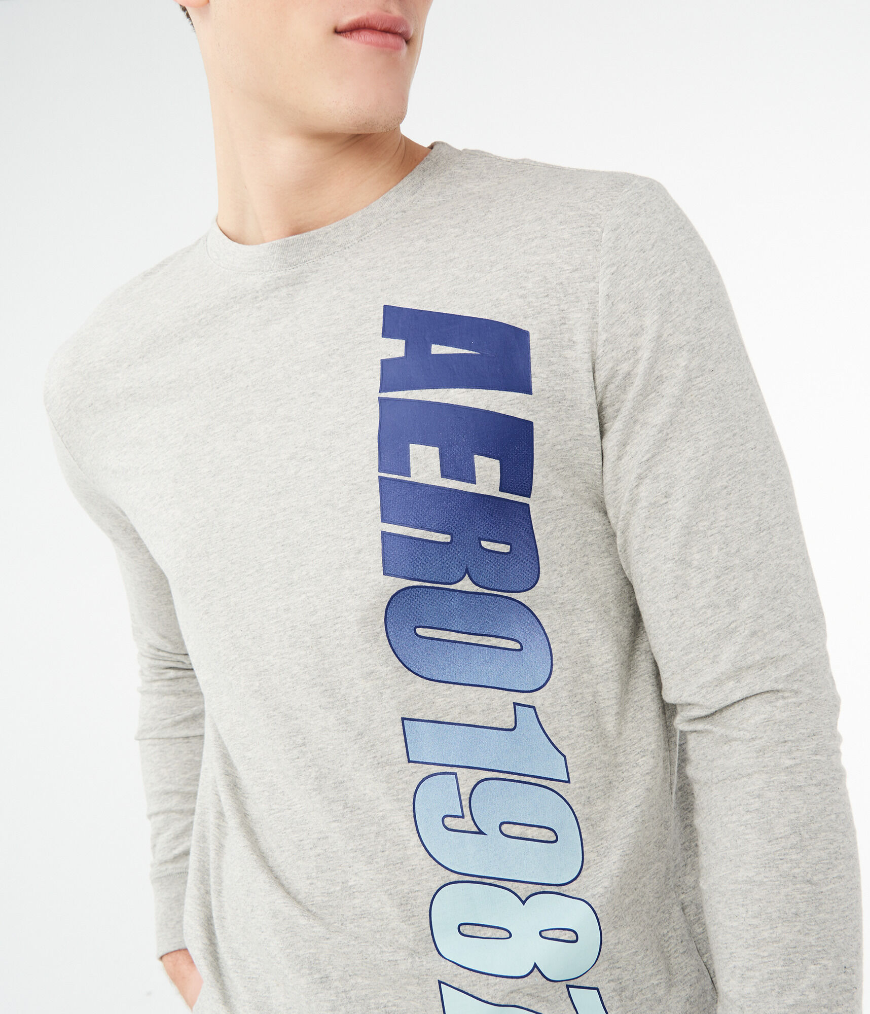 Long Sleeve Gradient Aero 87 Graphic Tee