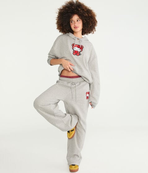 Hello Kitty | Aero Heart Bear Pullover Hoodie Hello Kitty | Aero Heart Bear Pullover Hoodie