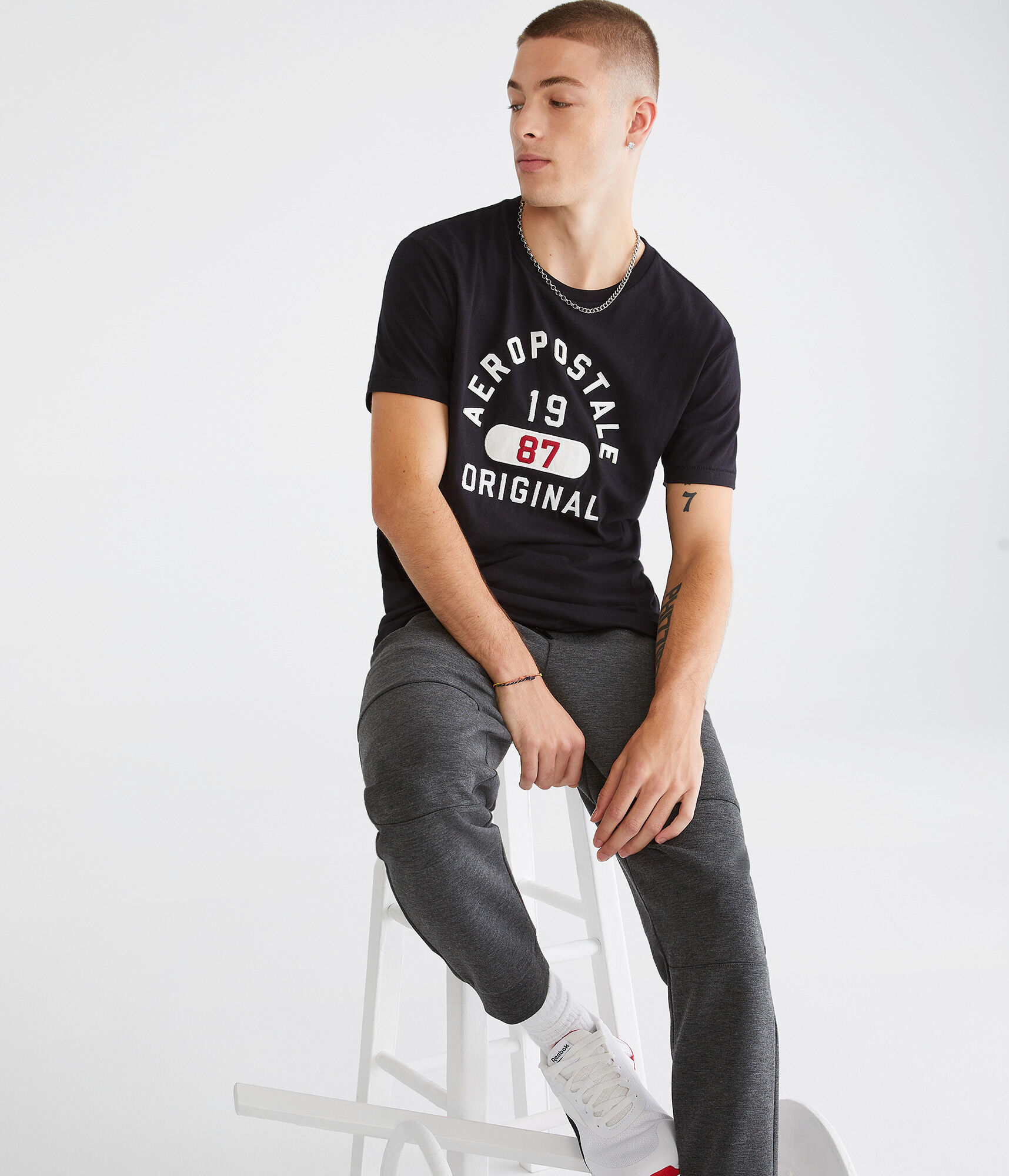 Aeropostale Original Arch Appliqu&eacute; Graphic Tee