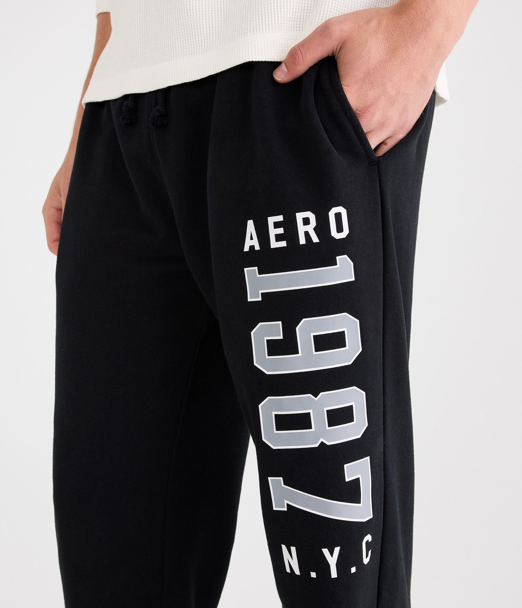 Aero 1987 Straight Leg Sweatpants