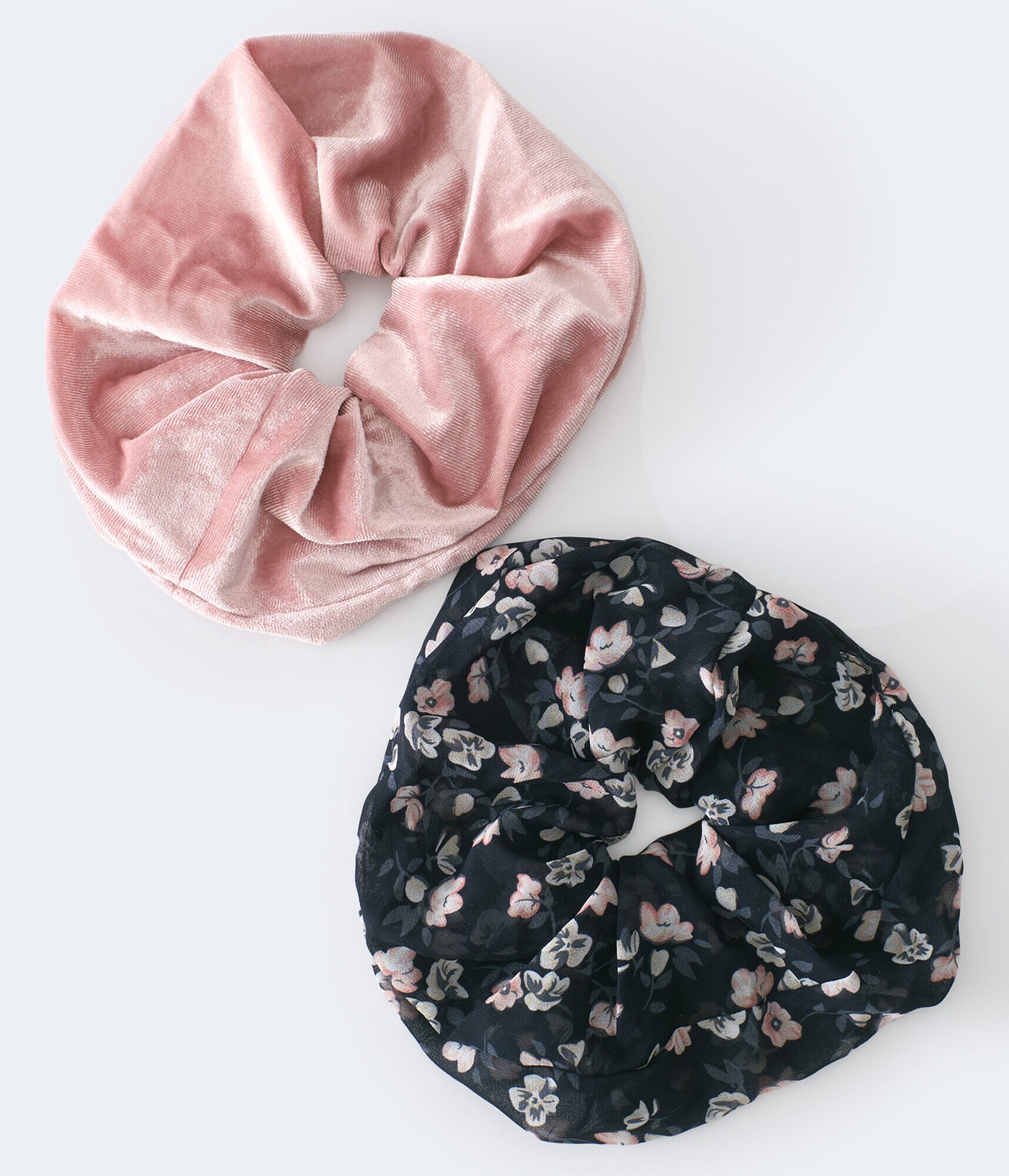 Floral &amp; Velvet Oversized Scrunchie 2-Pack