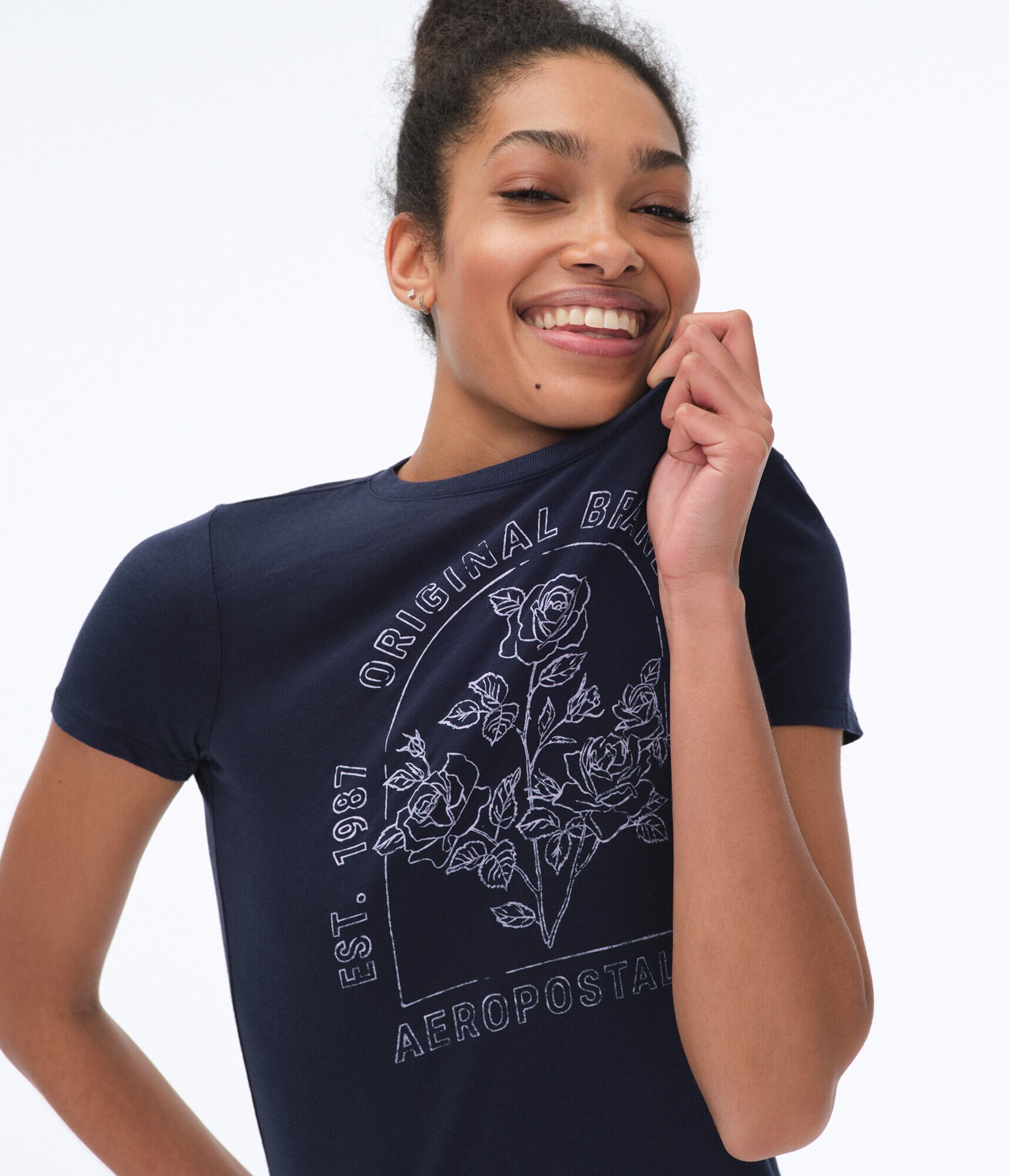 Aeropostale Original Brand Roses Graphic Tee